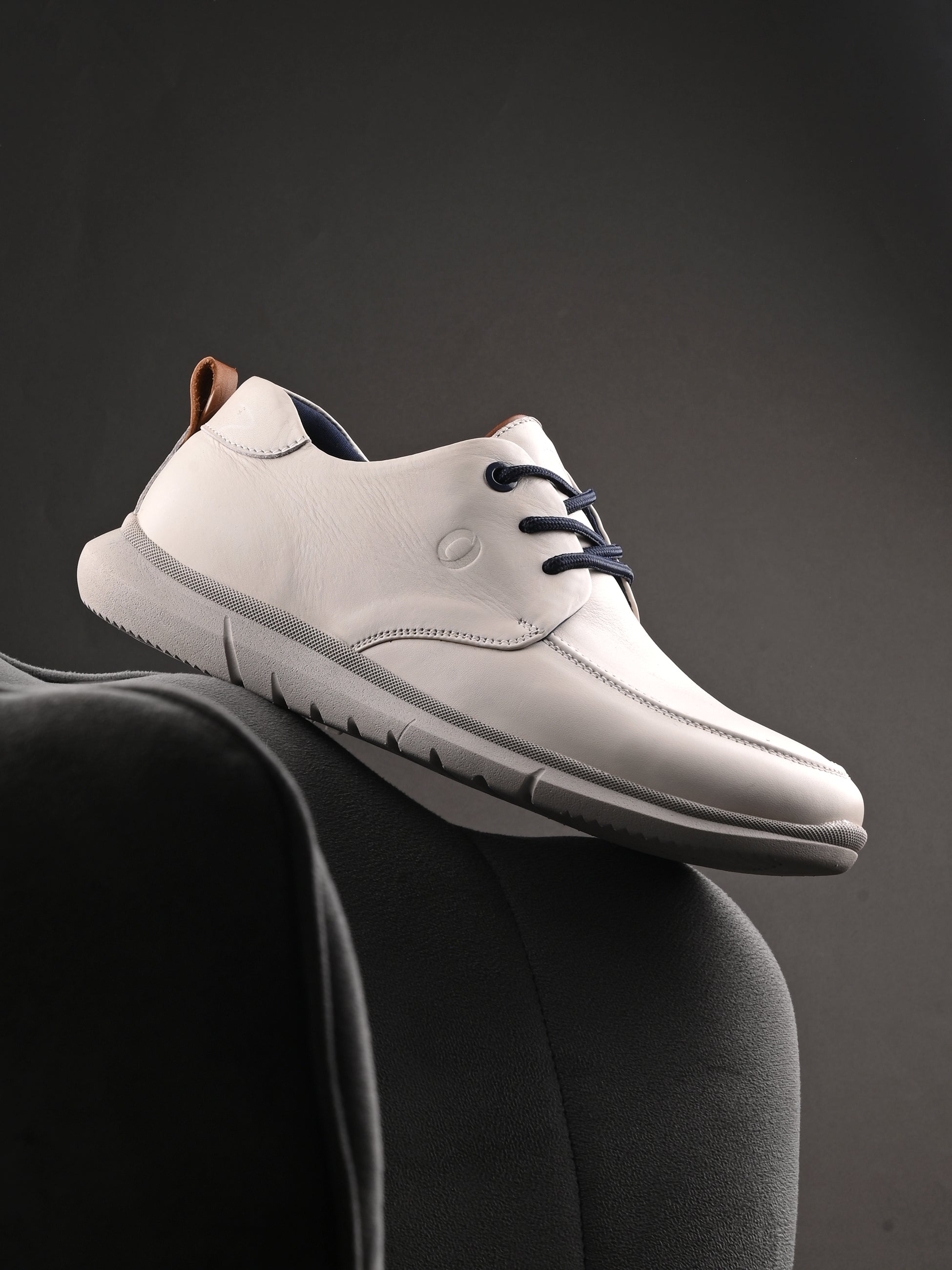 SNEAKERS FOR MEN