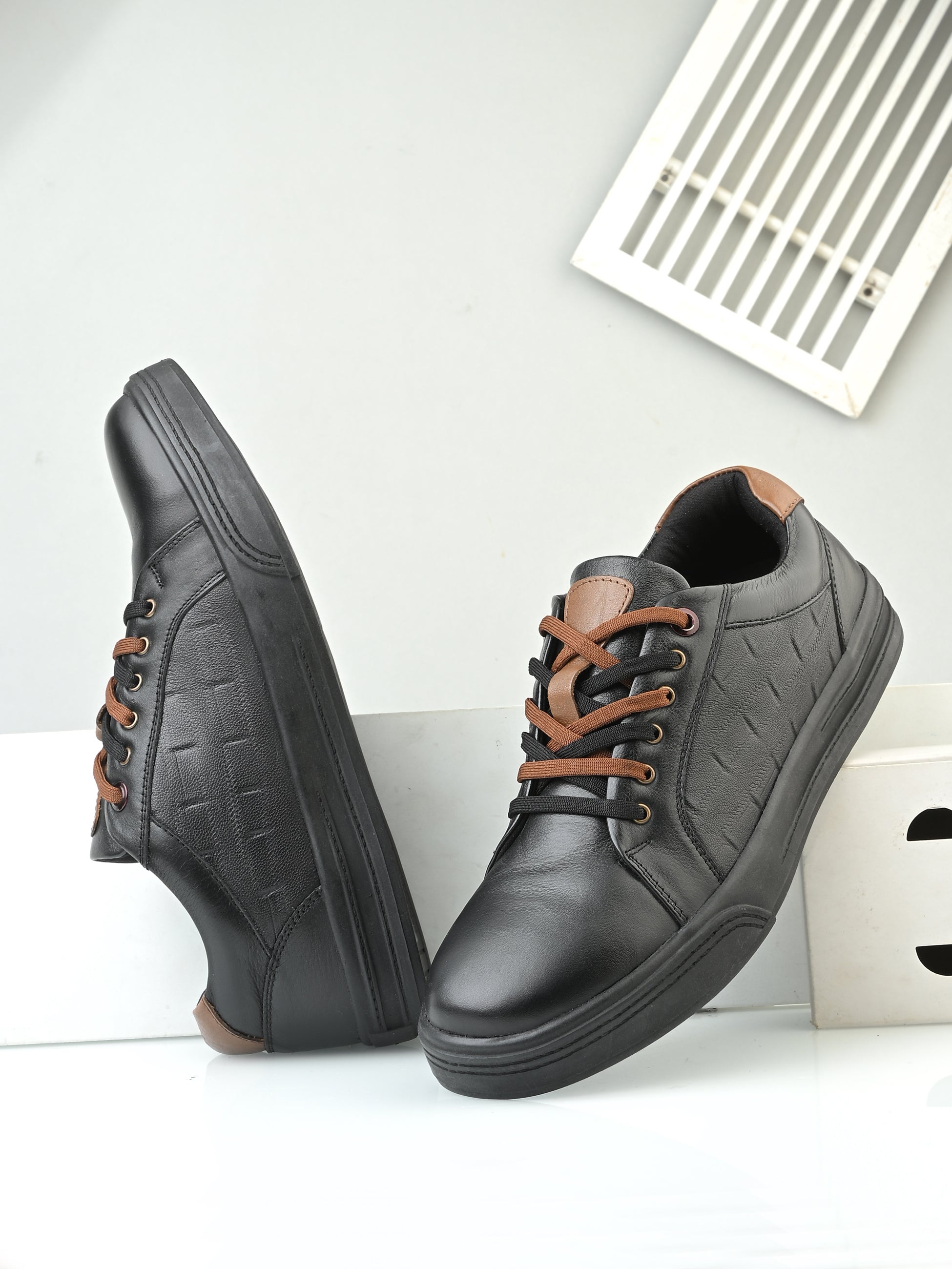 Egoss Gold Sneakers For Men