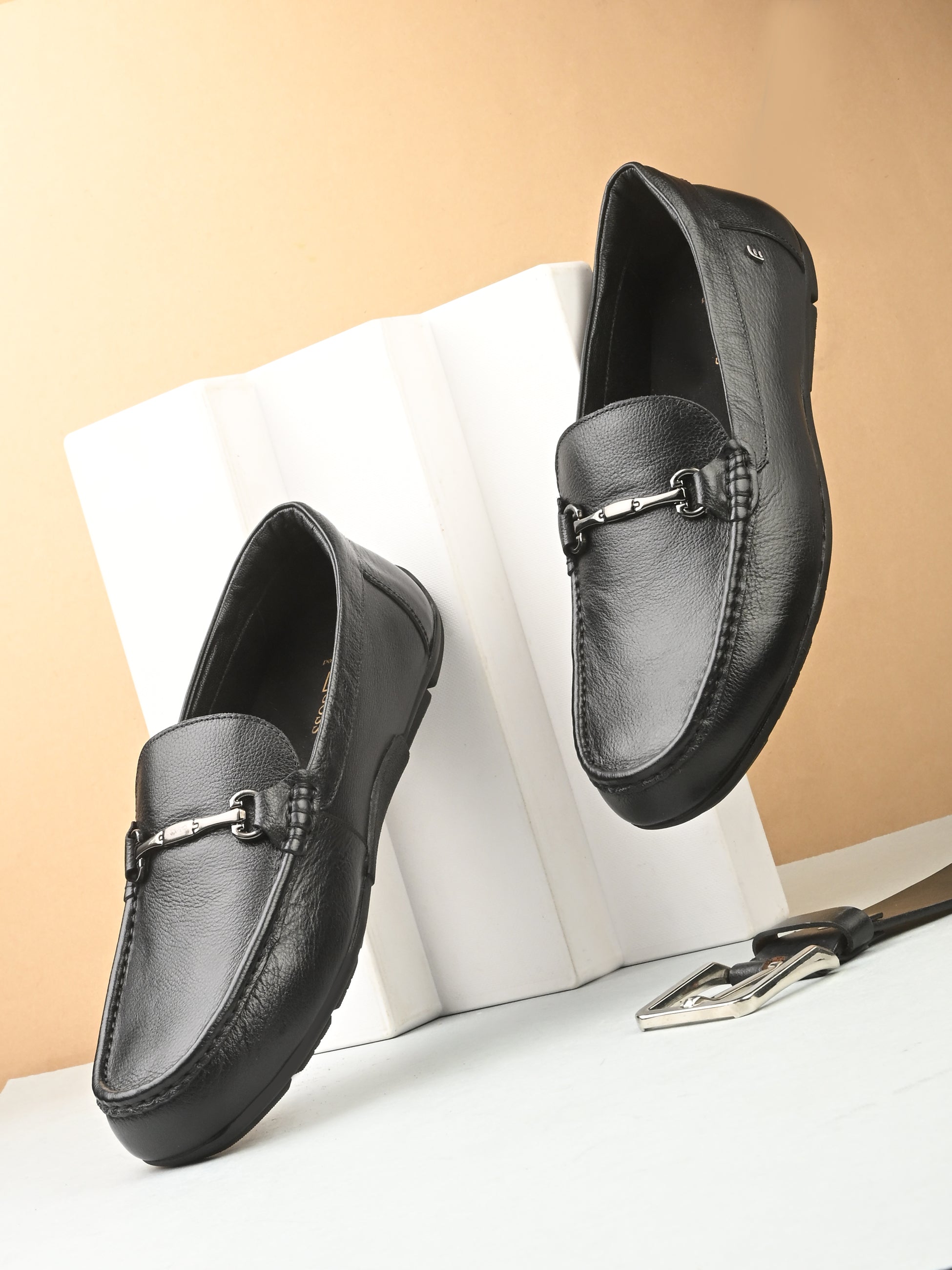 Egoss Buckled Casual Loafers For Men