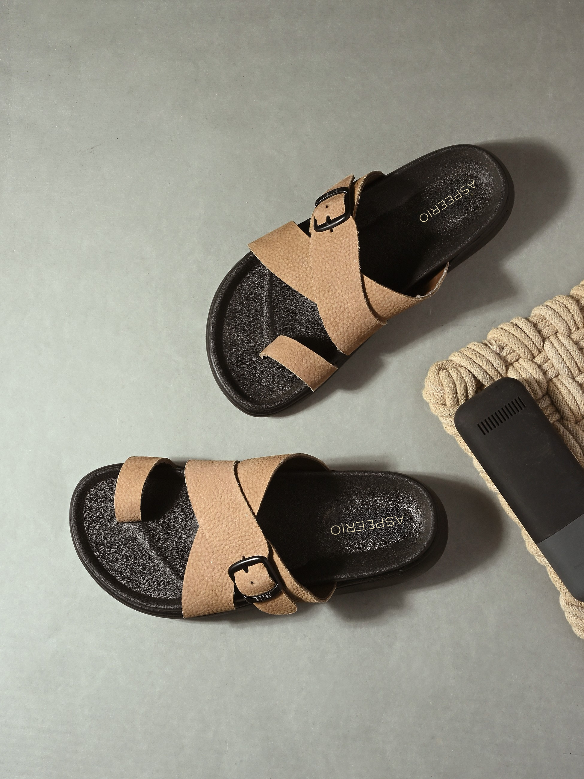 Comet Leather Slippers by Aspeerio
