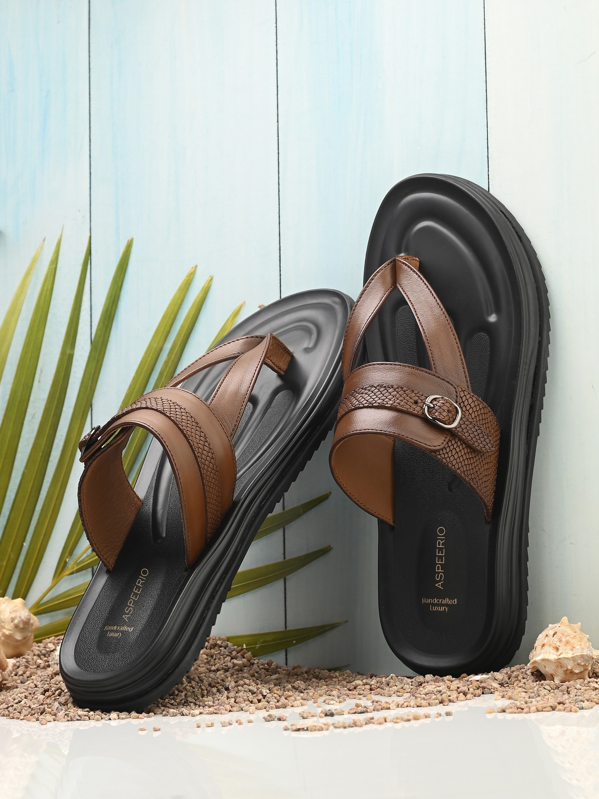 Comet Leather Slippers by Aspeerio