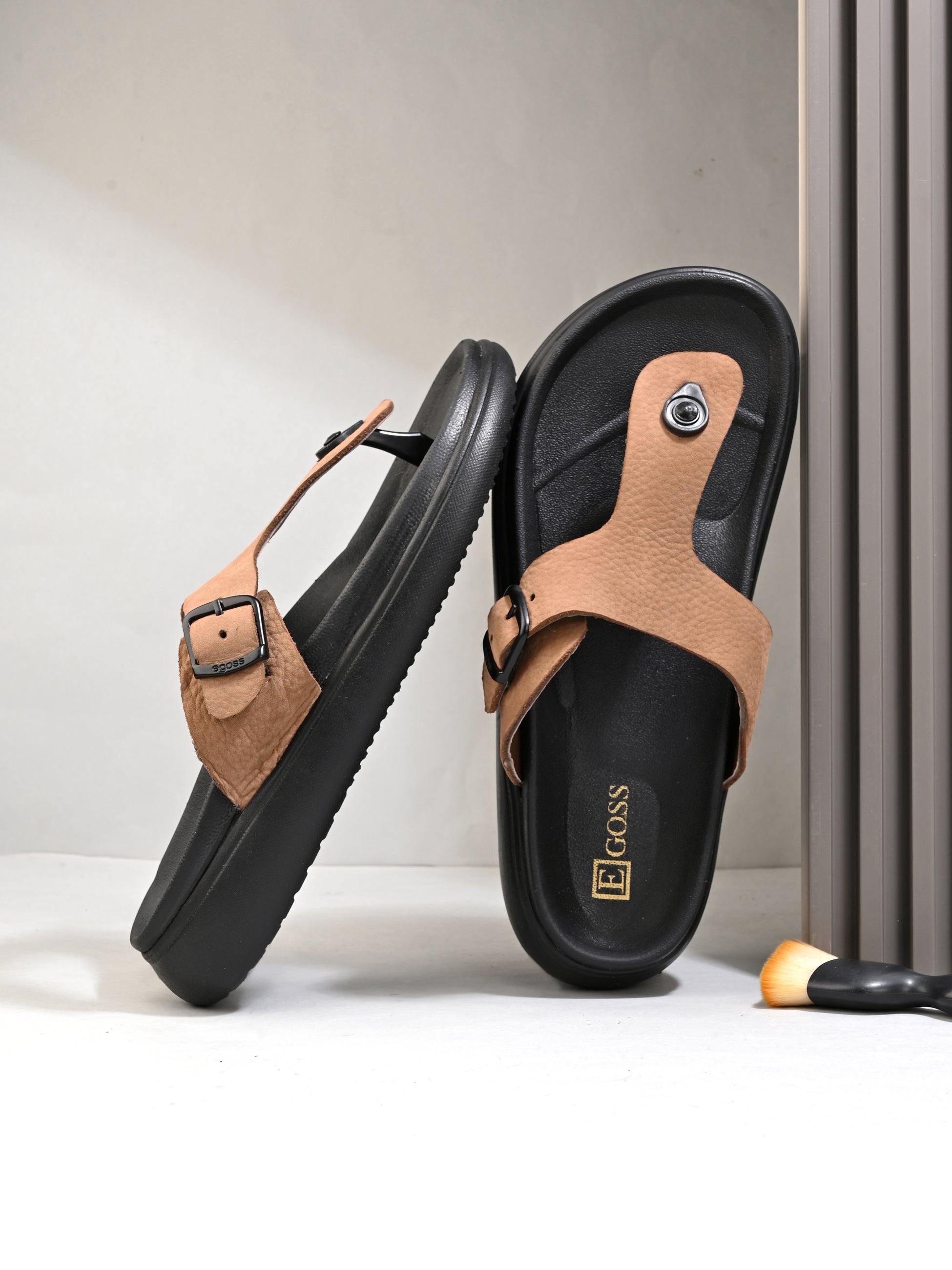 Comet Leather Slippers by Aspeerio