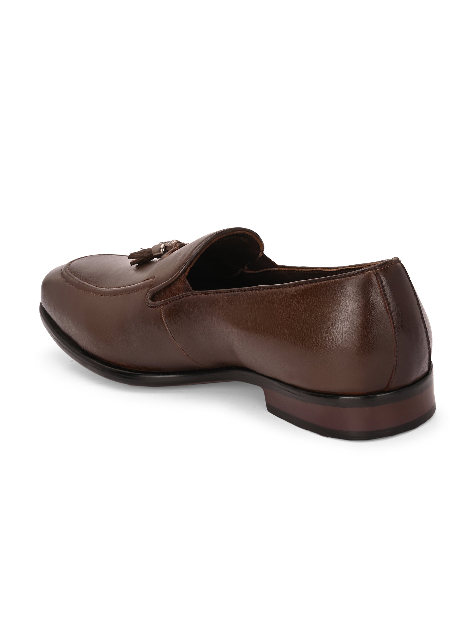 Rover Tassel Loafers by Aspeerio
