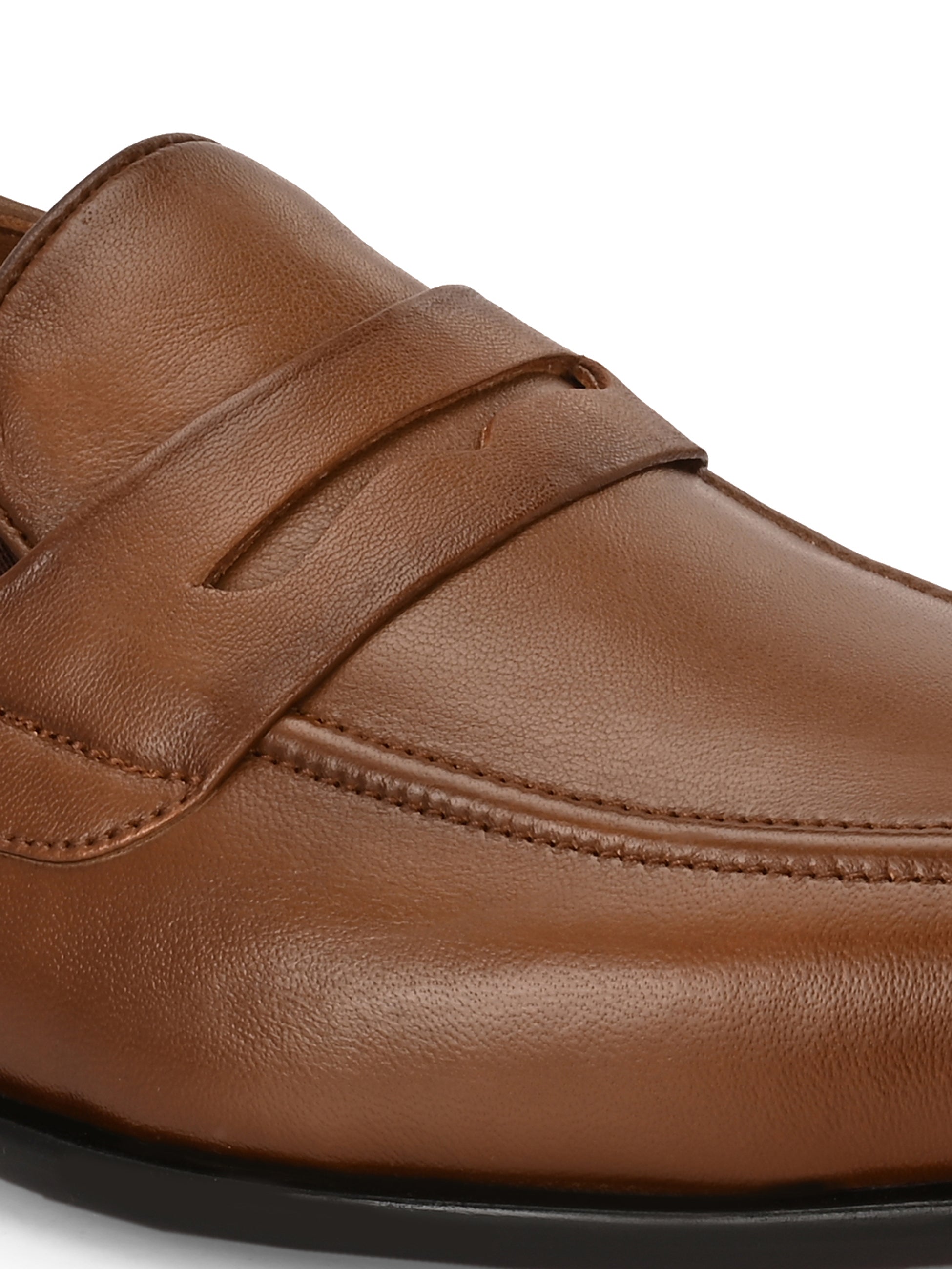 Rover Penny Loafers by Aspeerio