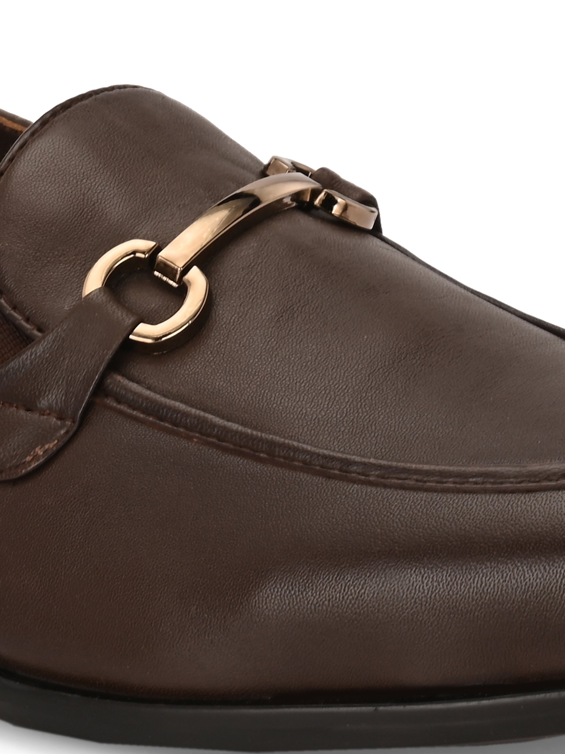 Rover Buckled Loafers by Aspeerio