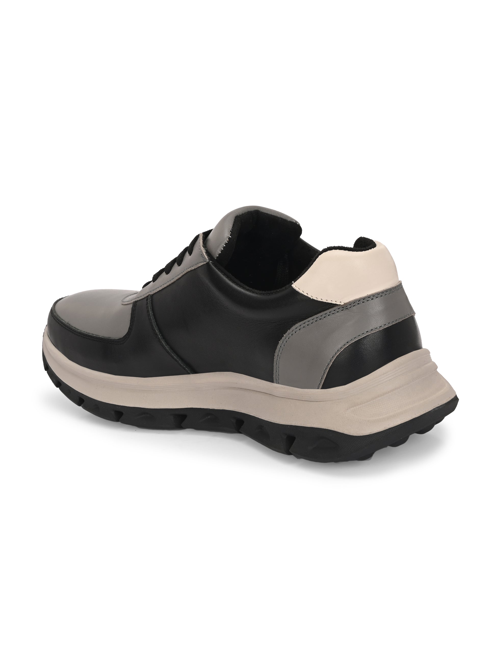 Drift Lace-Up Sneakers by Aspeerio