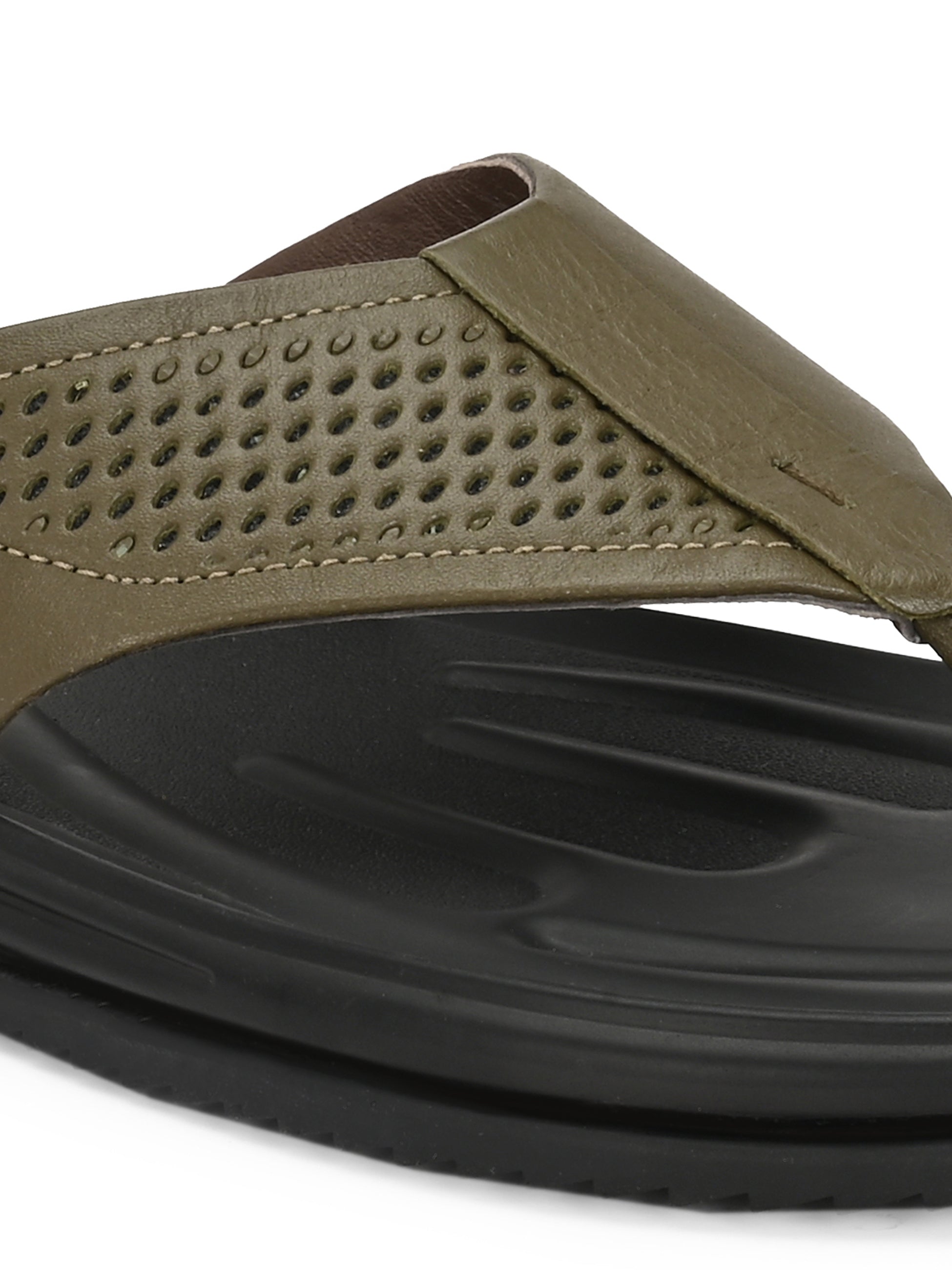 Comet Leather Slippers by Aspeerio