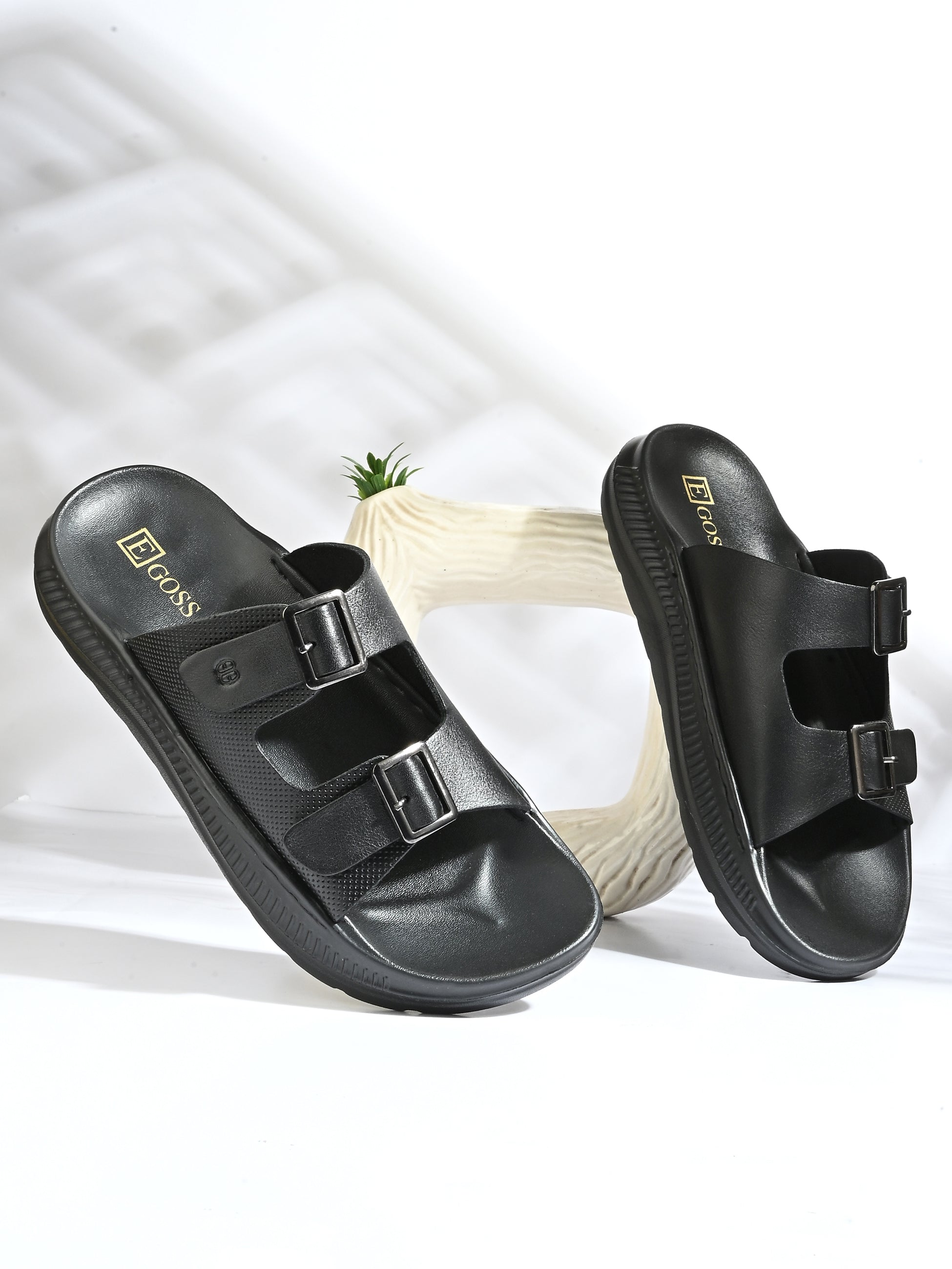 Zero Gravity Ultralight Slippers by Egoss