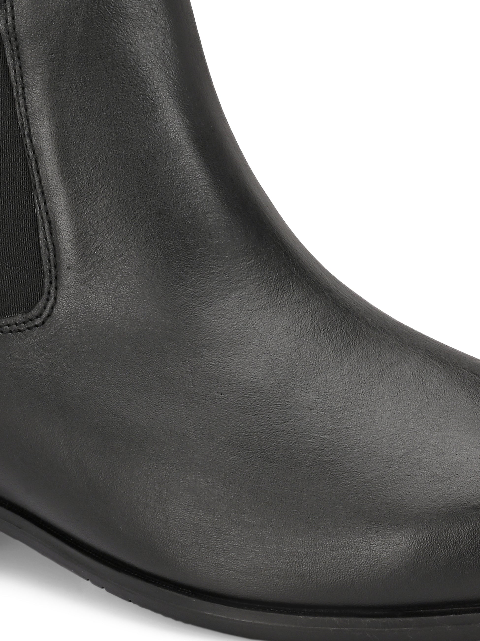 Egoss Leather Chelsea Boots For Men