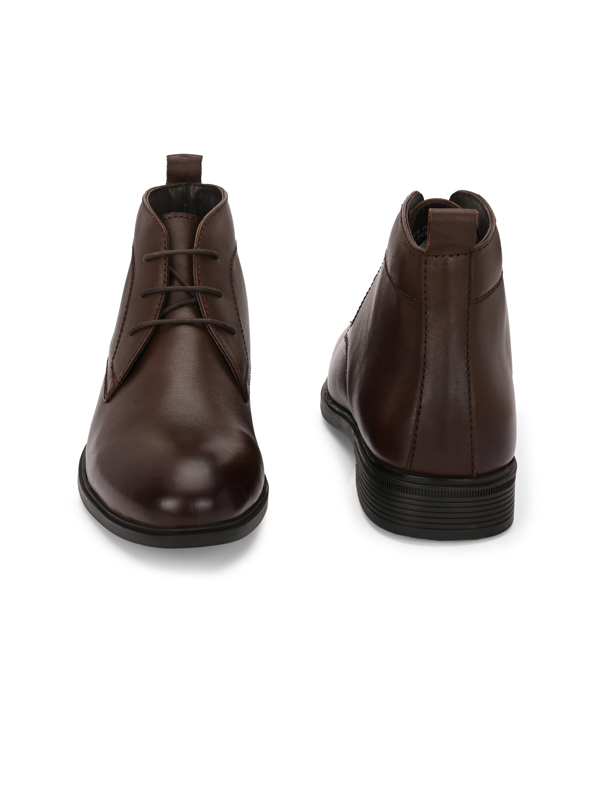 Egoss Leather Chukka Boots For Men