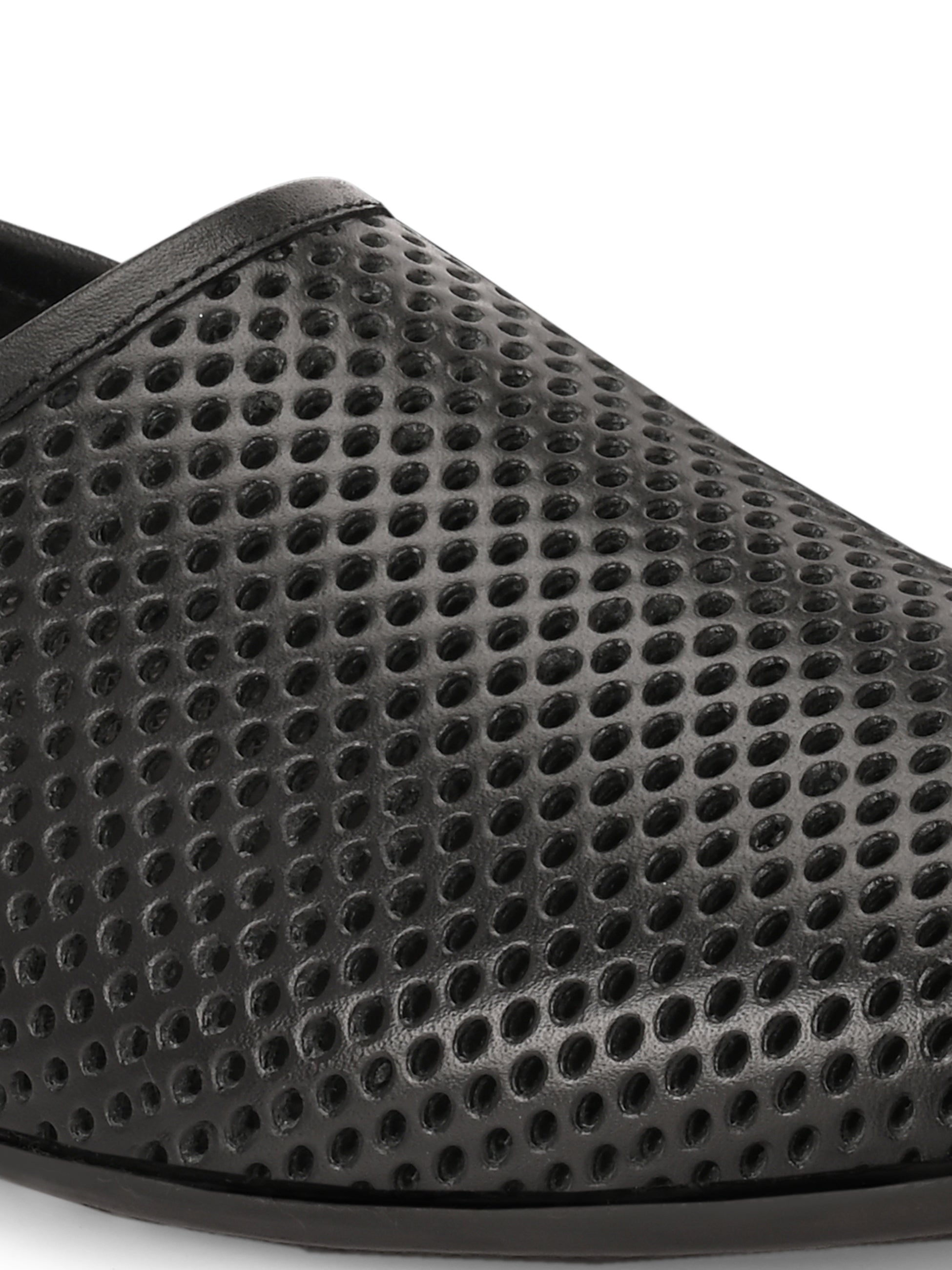 Egoss Perforated Summer Shoes For Men