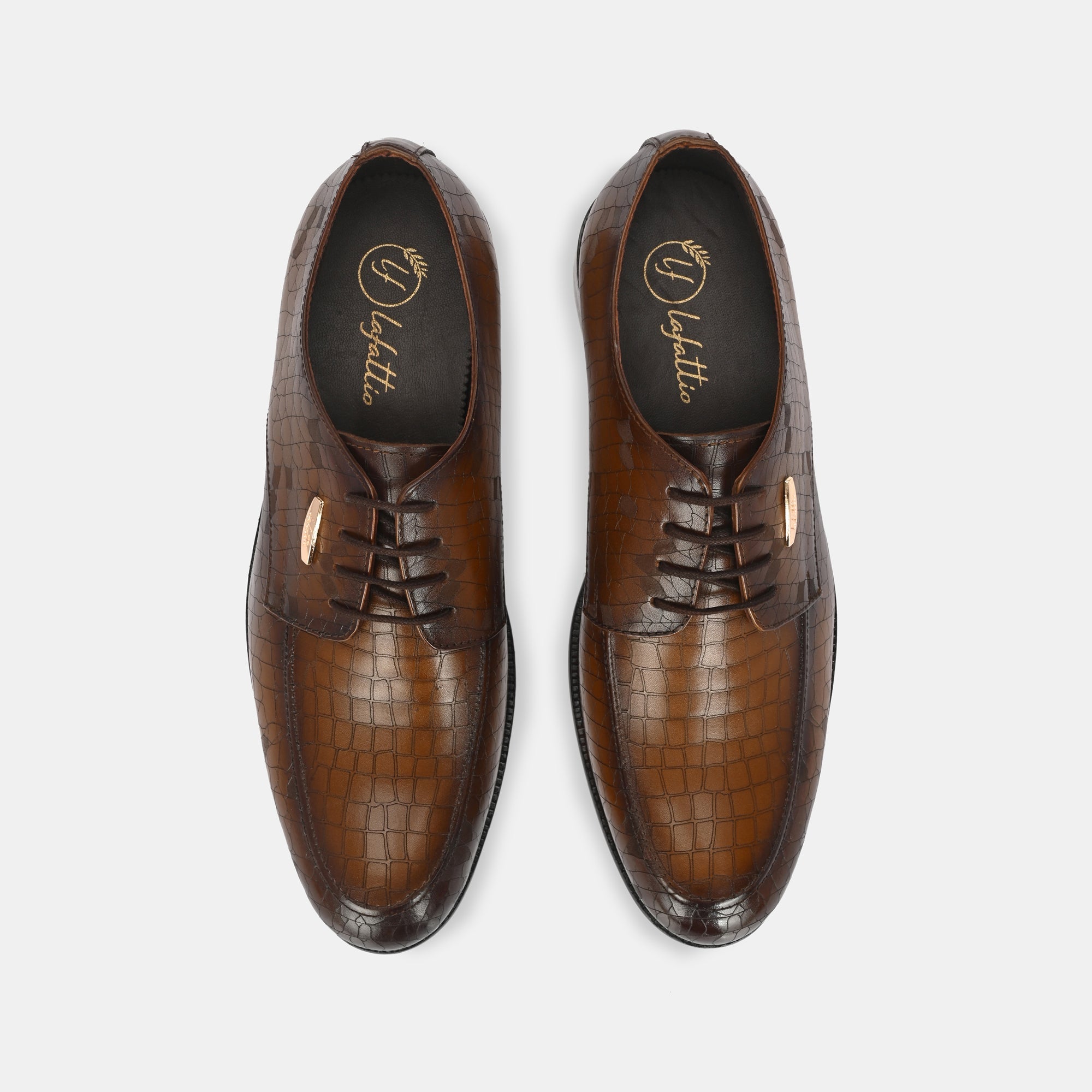 Laser Engraved Lace-Up Shoes by Lafattio