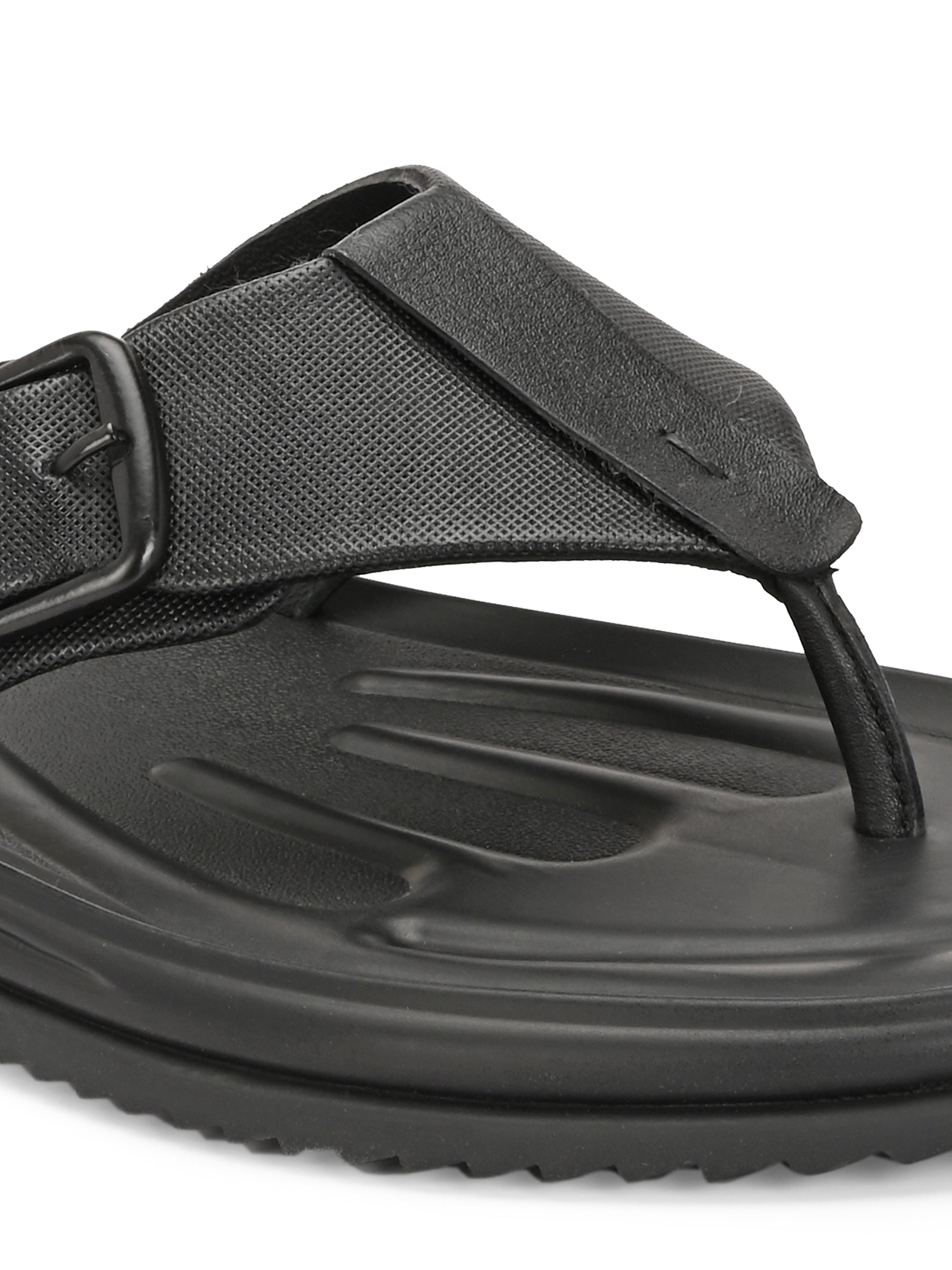 Comet Leather Slippers by Aspeerio