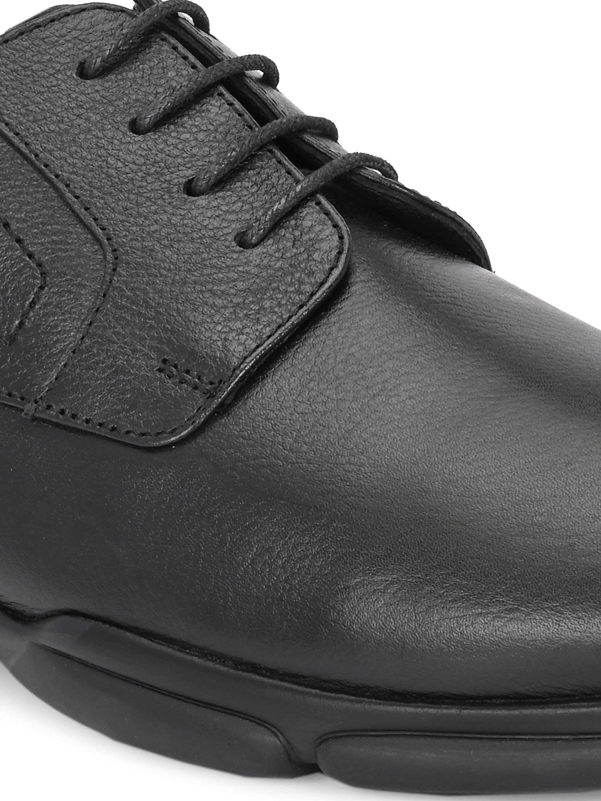 Egoss Casual Lace-Up Shoes For Men