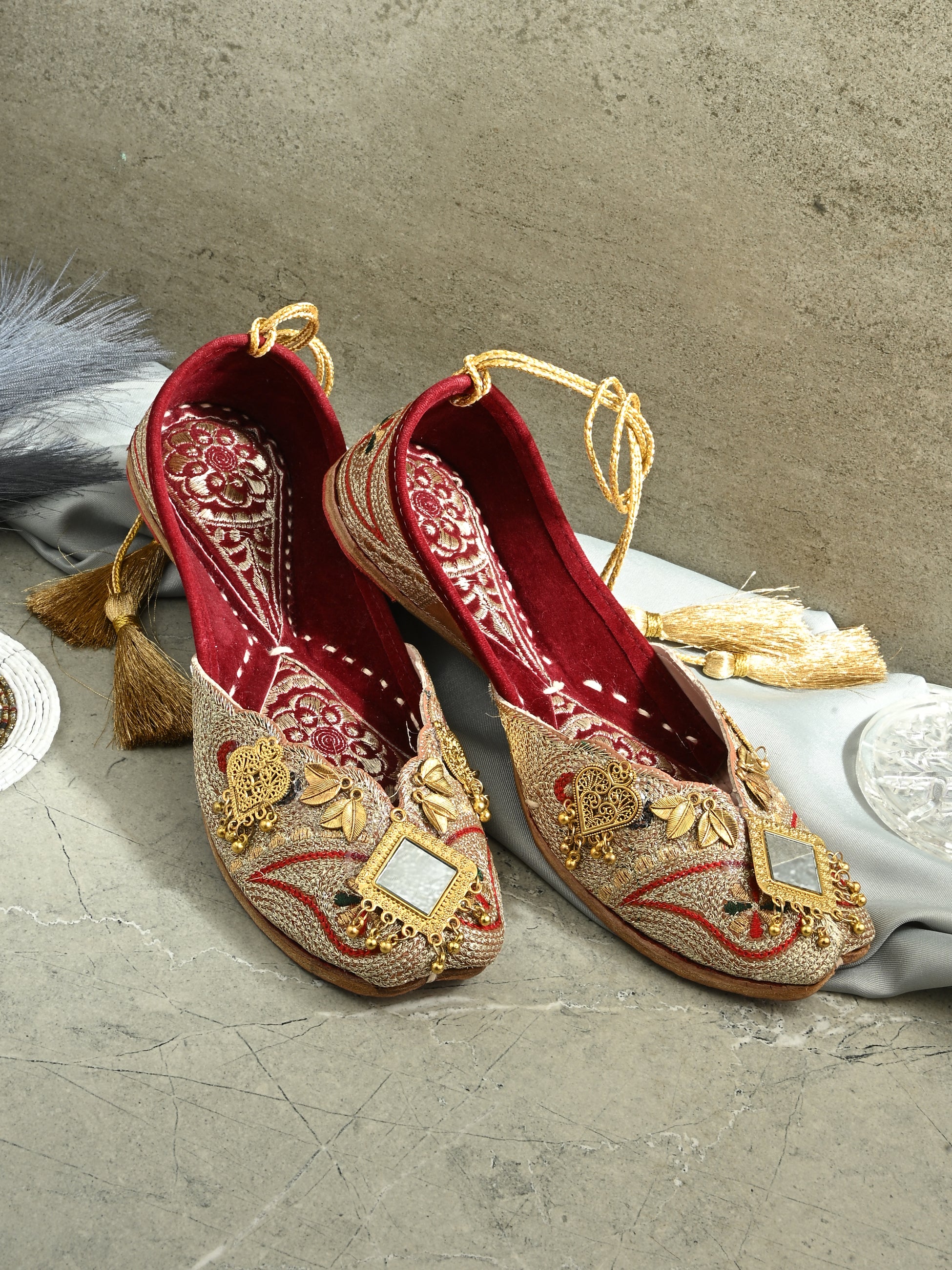 Juttis For Women by Lady Boss