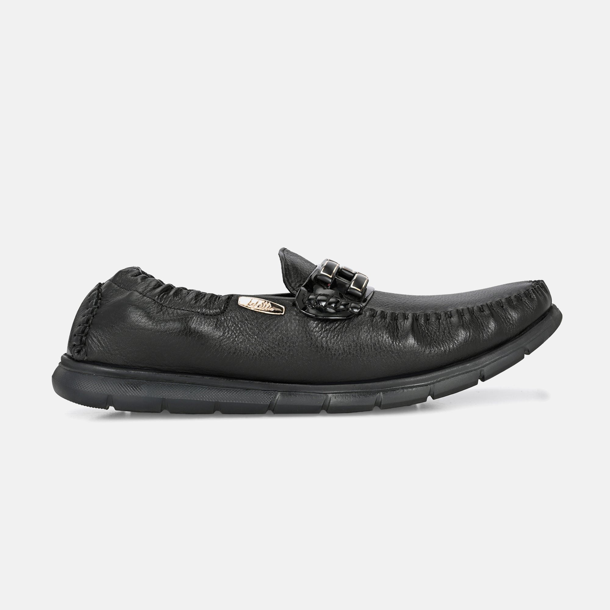 Flexible Buckled Loafers by Lafattio
