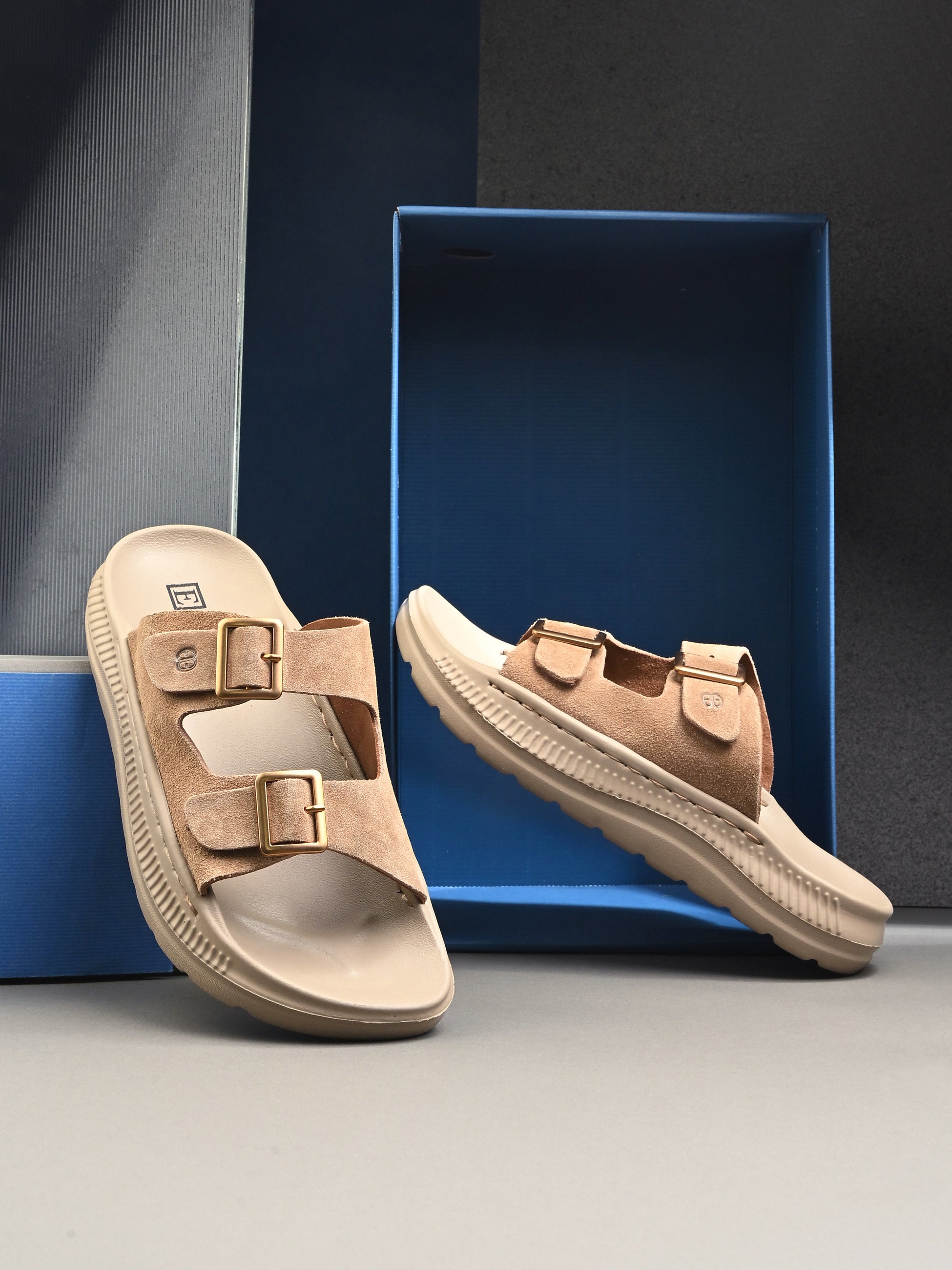 Zero Gravity Ultralight Slippers by Egoss
