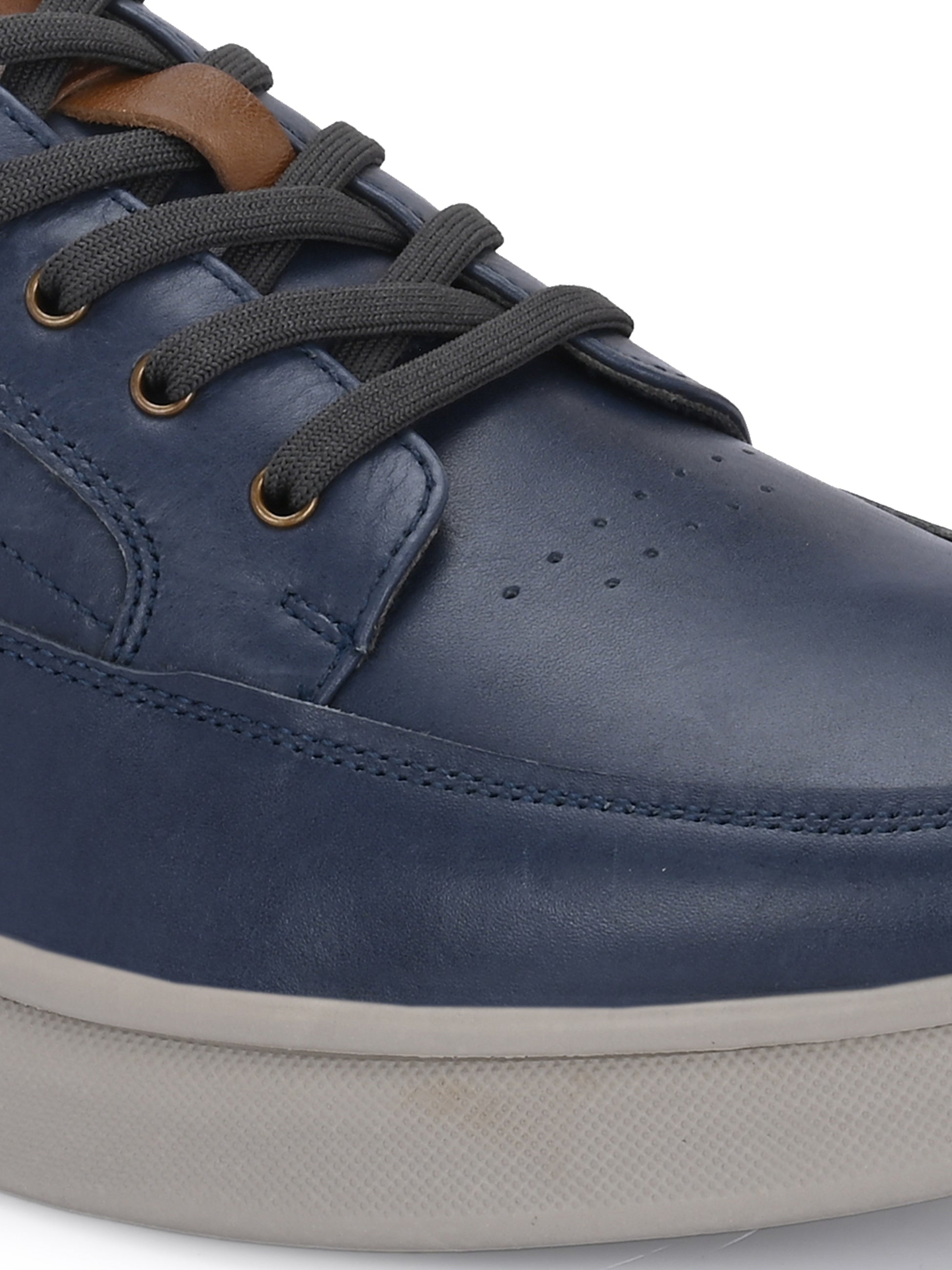 Zero Gravity Sneakers by Egoss