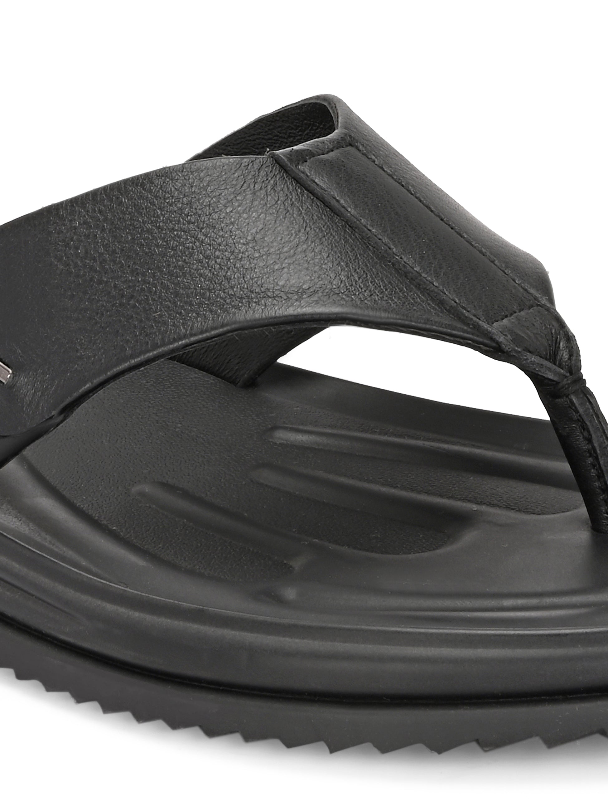 Comet Leather Slippers by Aspeerio