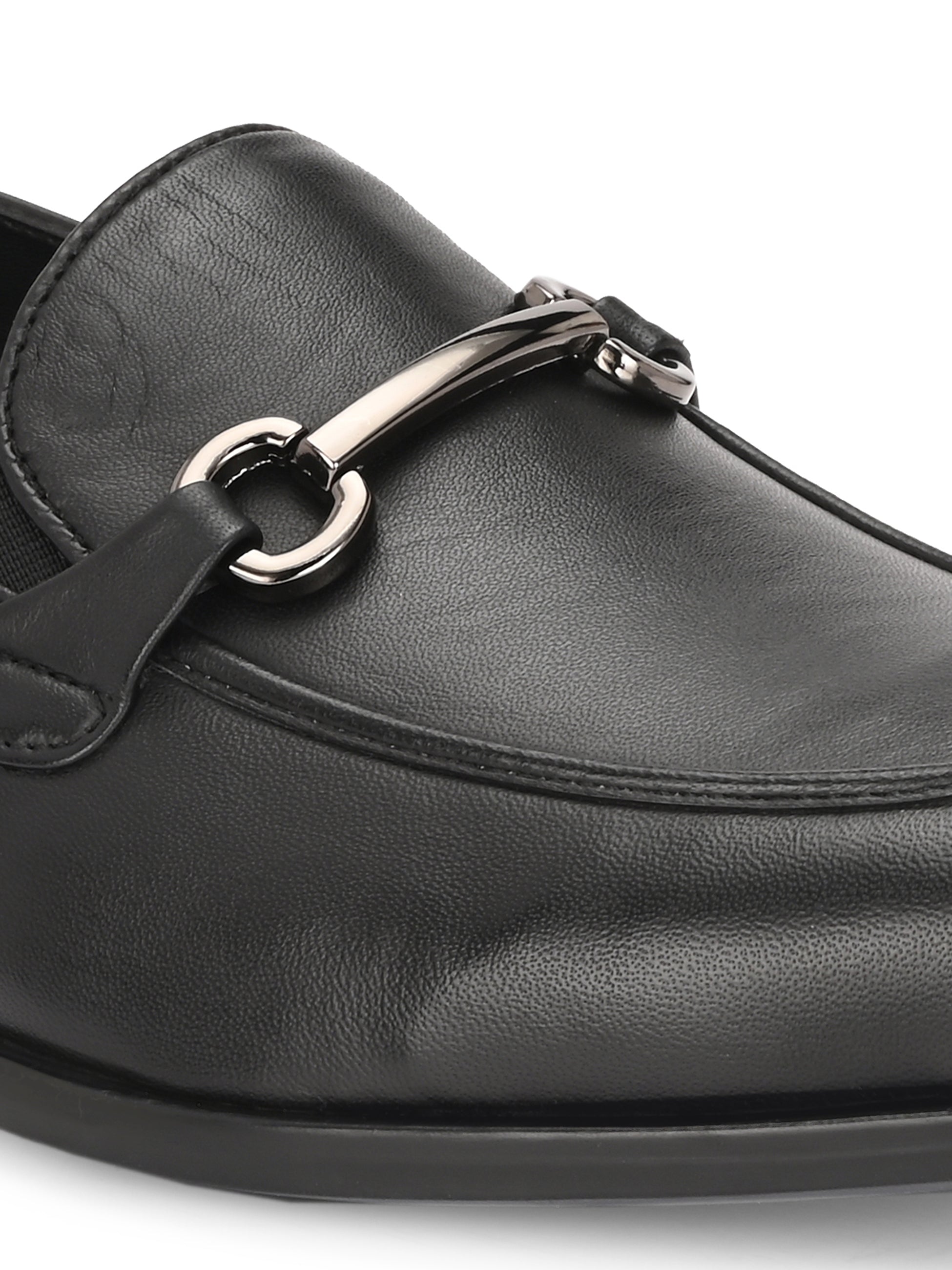 Rover Buckled Loafers by Aspeerio