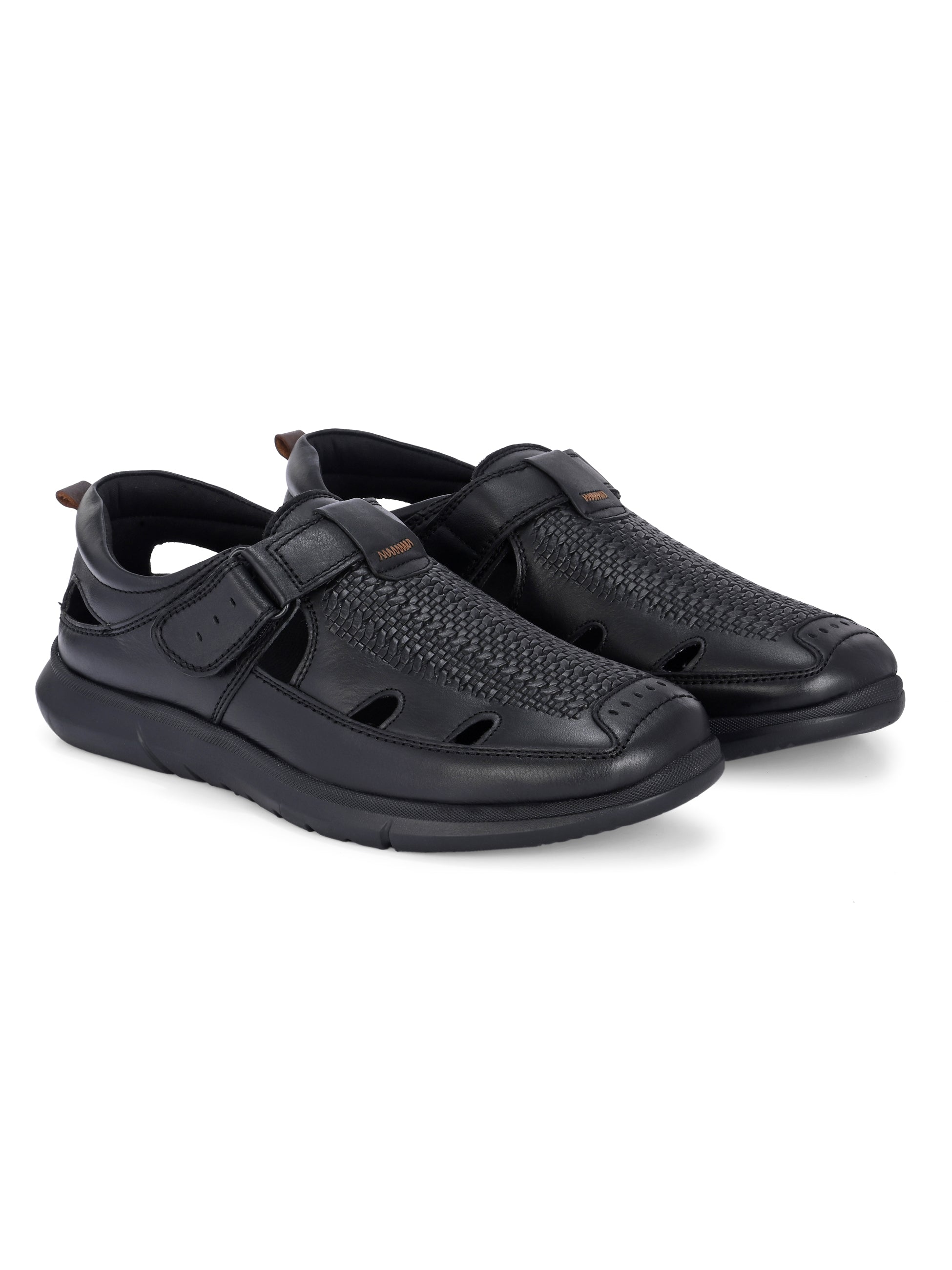 Zero Gravity Sandals by Egoss