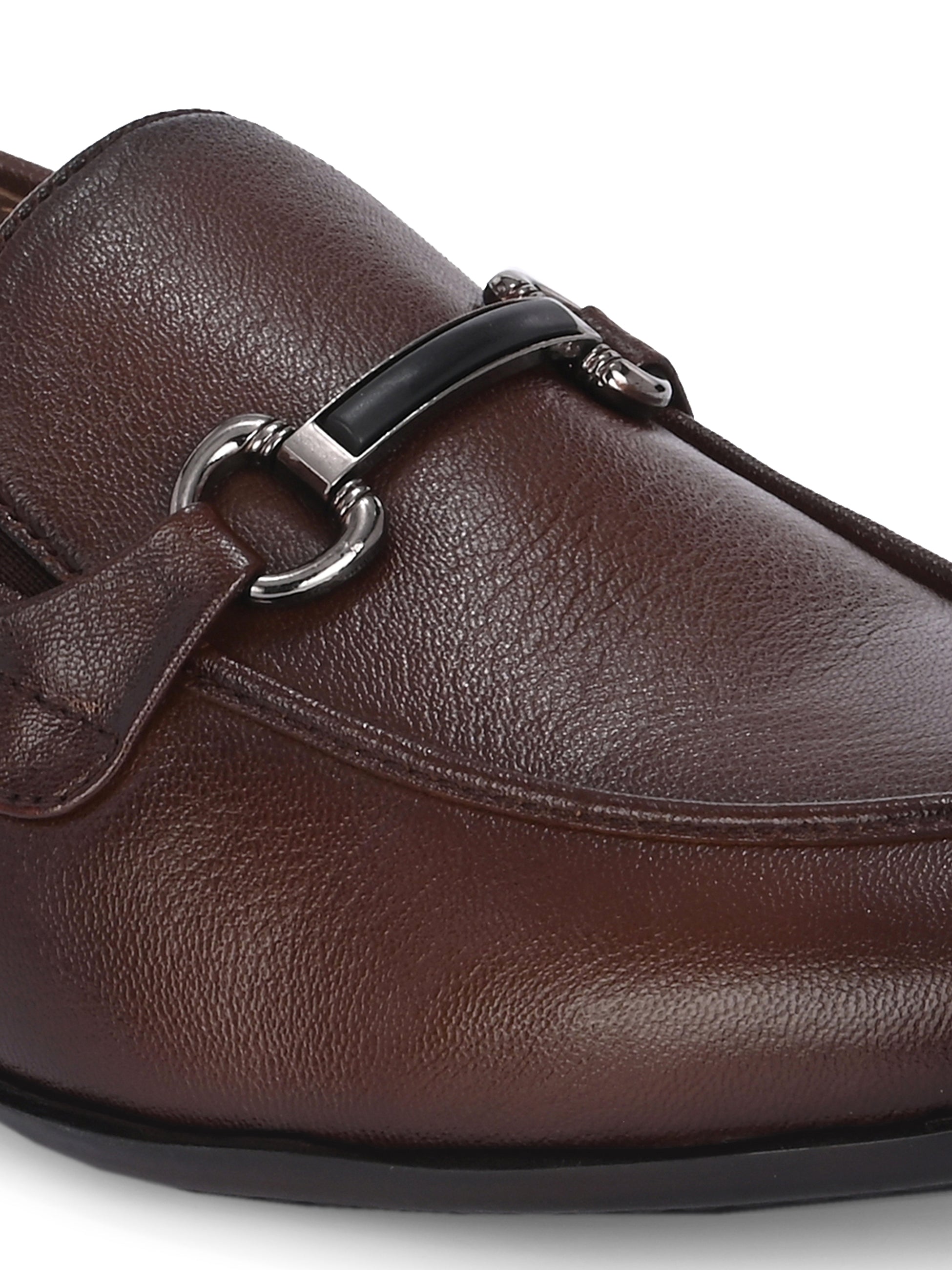 Rover Buckled Loafers by Aspeerio