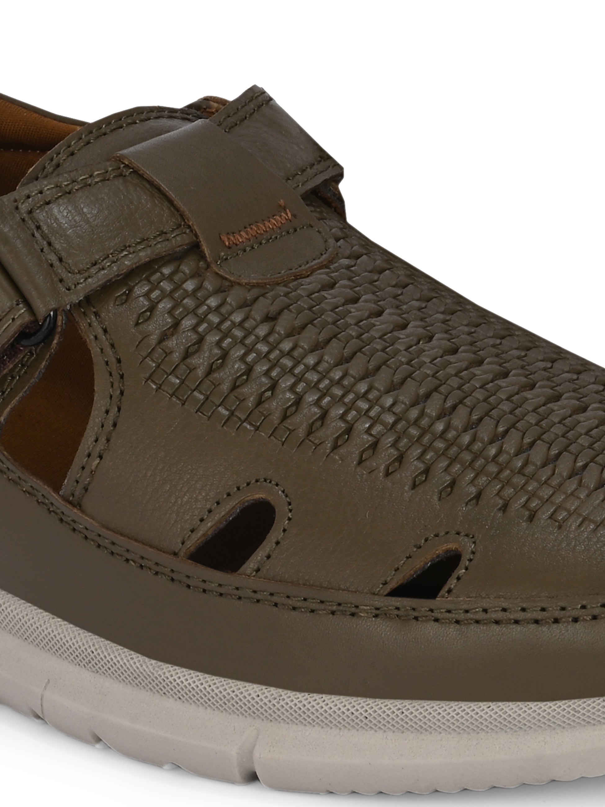 Zero Gravity Sandals by Egoss