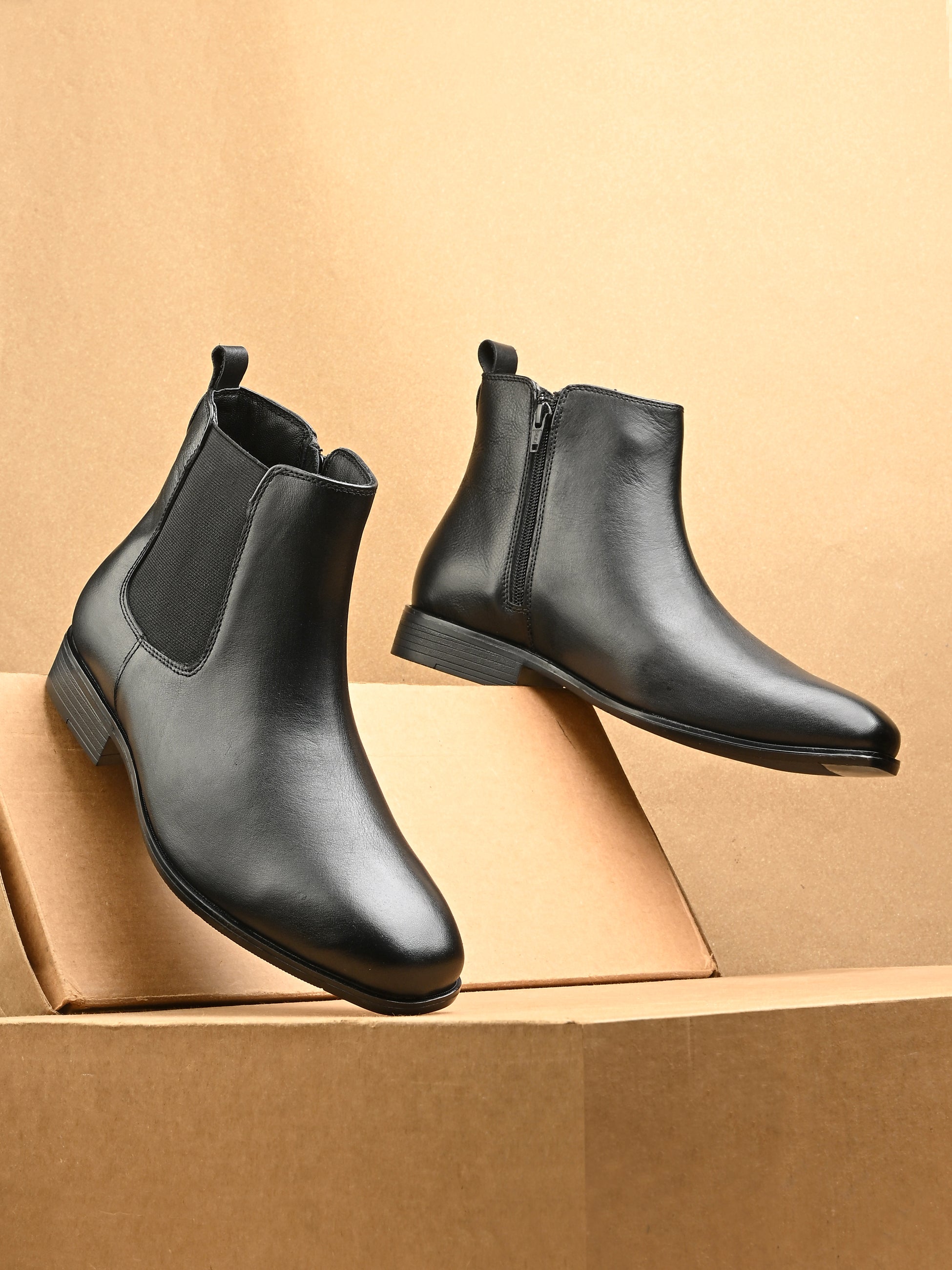 Egoss Leather Chelsea Boots For Men