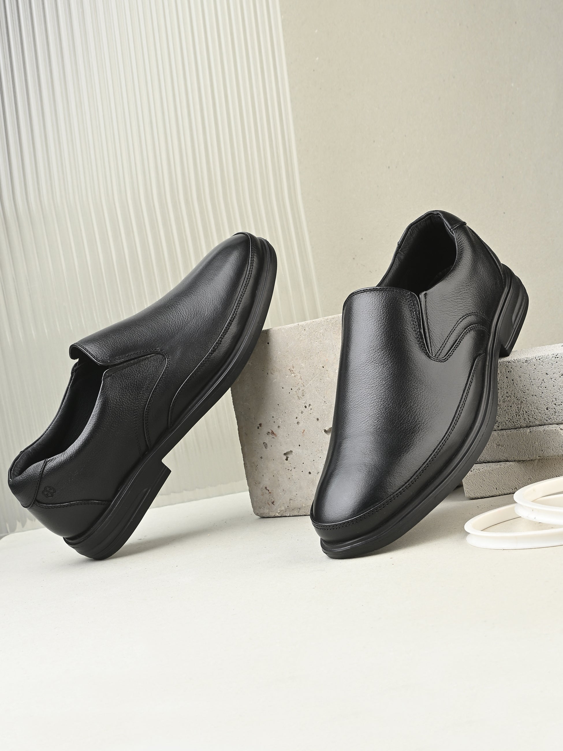 Zero Gravity Luxe Moccasins by Aspeerio