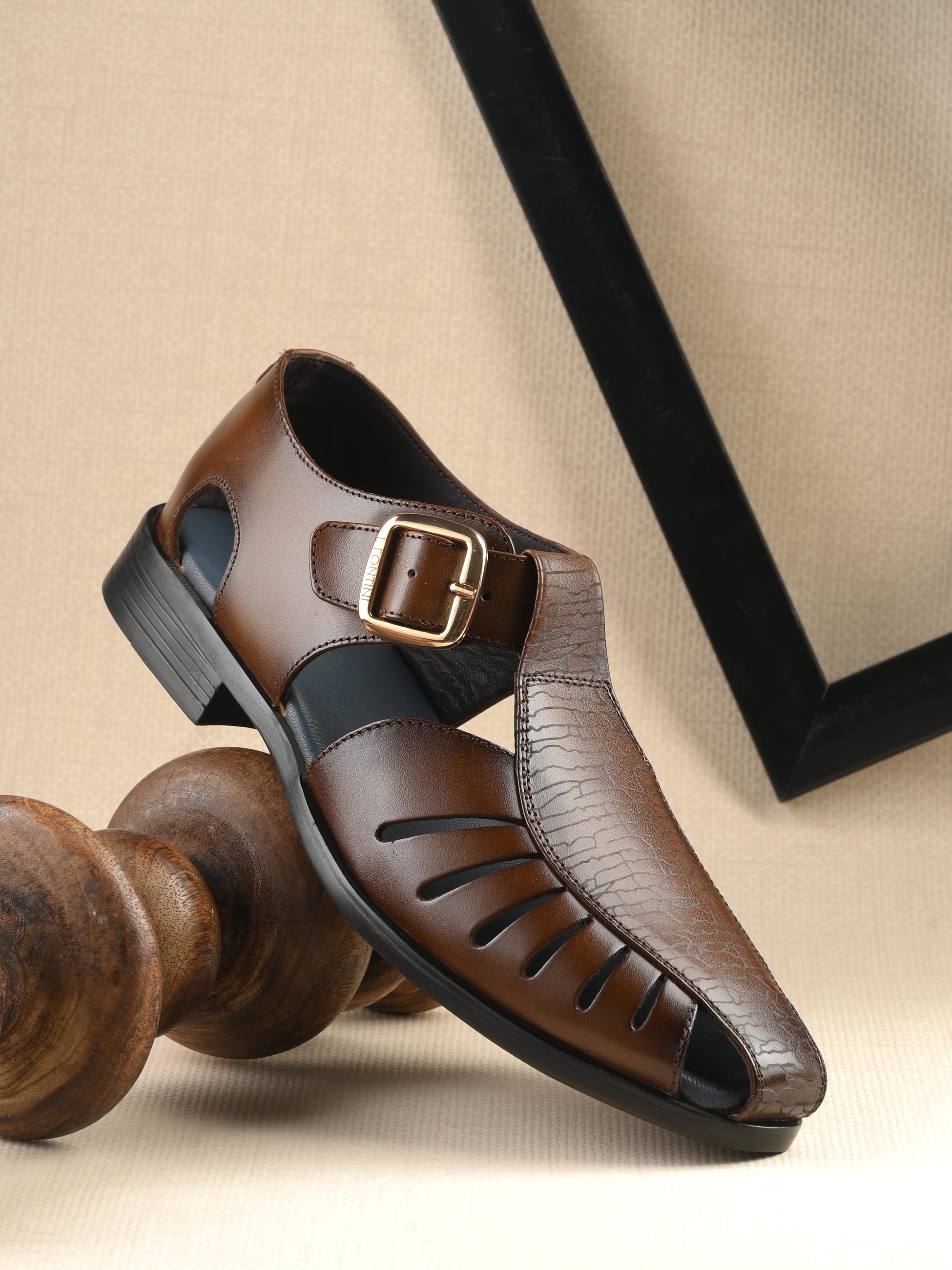 Egoss Peshawari Sandals For Men