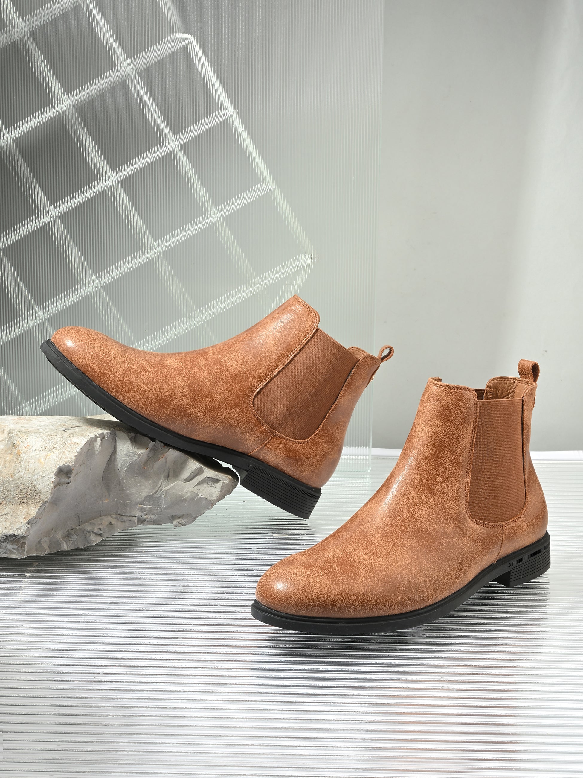 Egoss Leather Chelsea Boots For Men