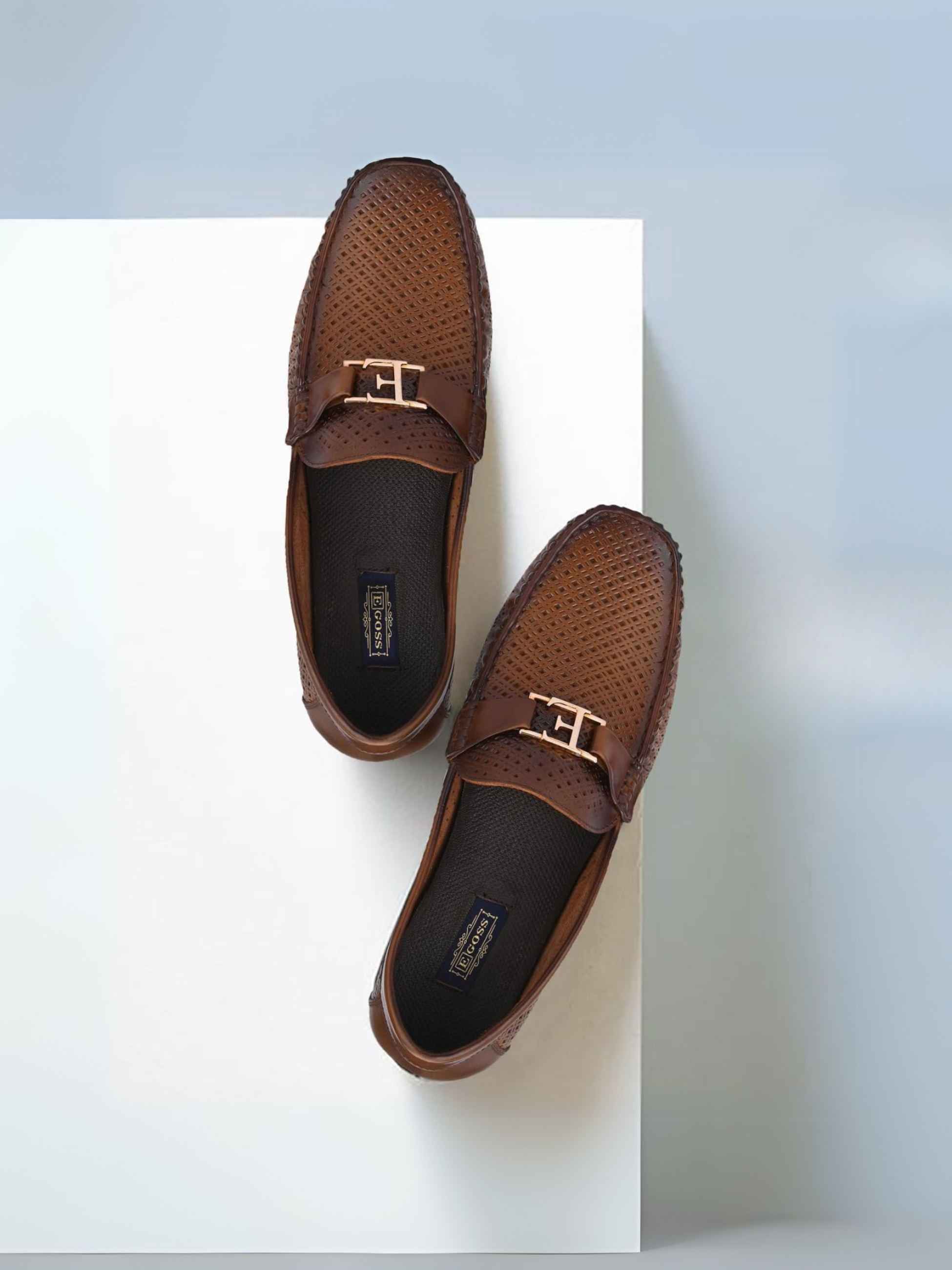 Egoss Buckled Casual Loafers For Men