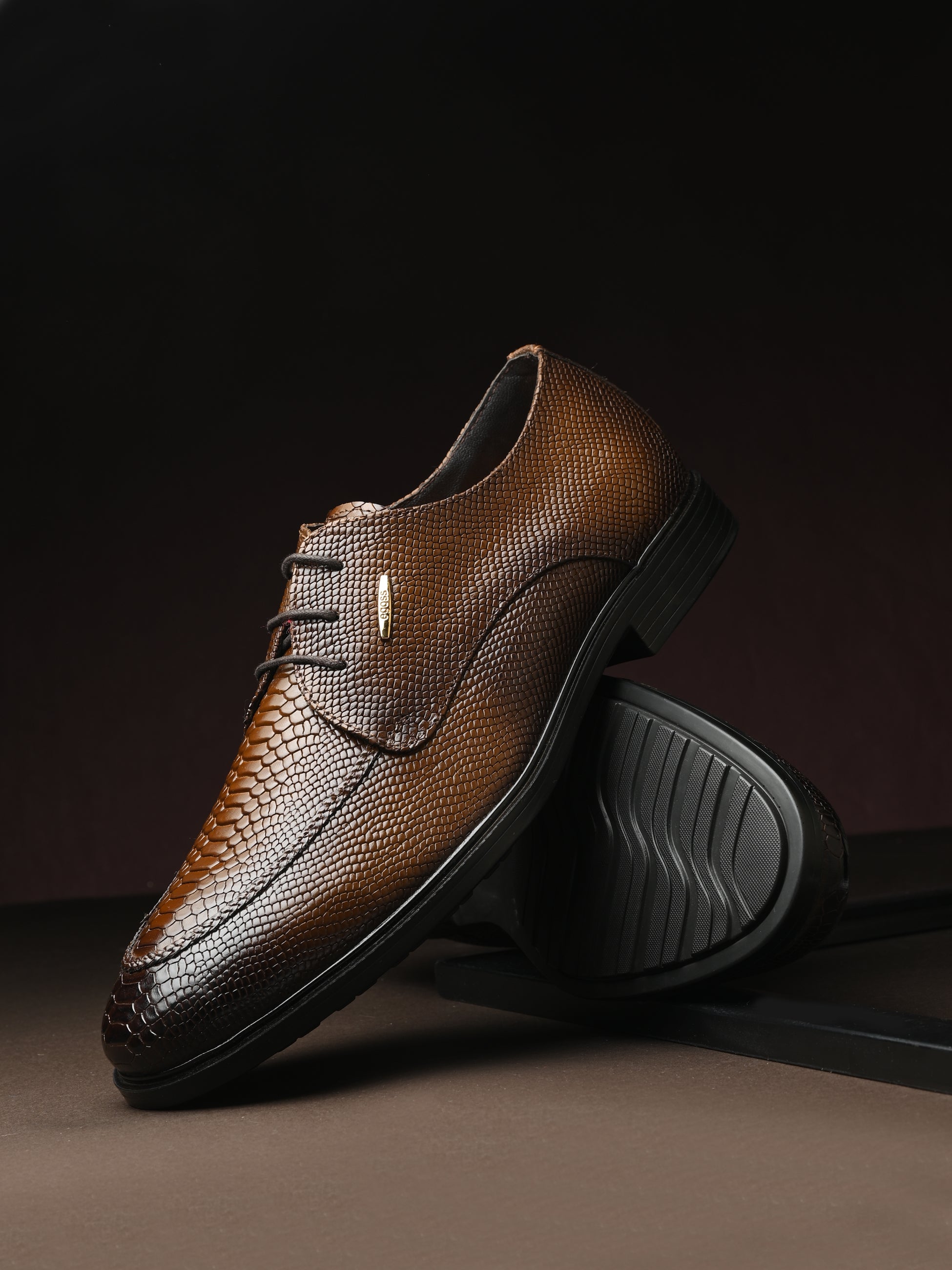 Egoss Platinum Lace-Up Shoes For Men