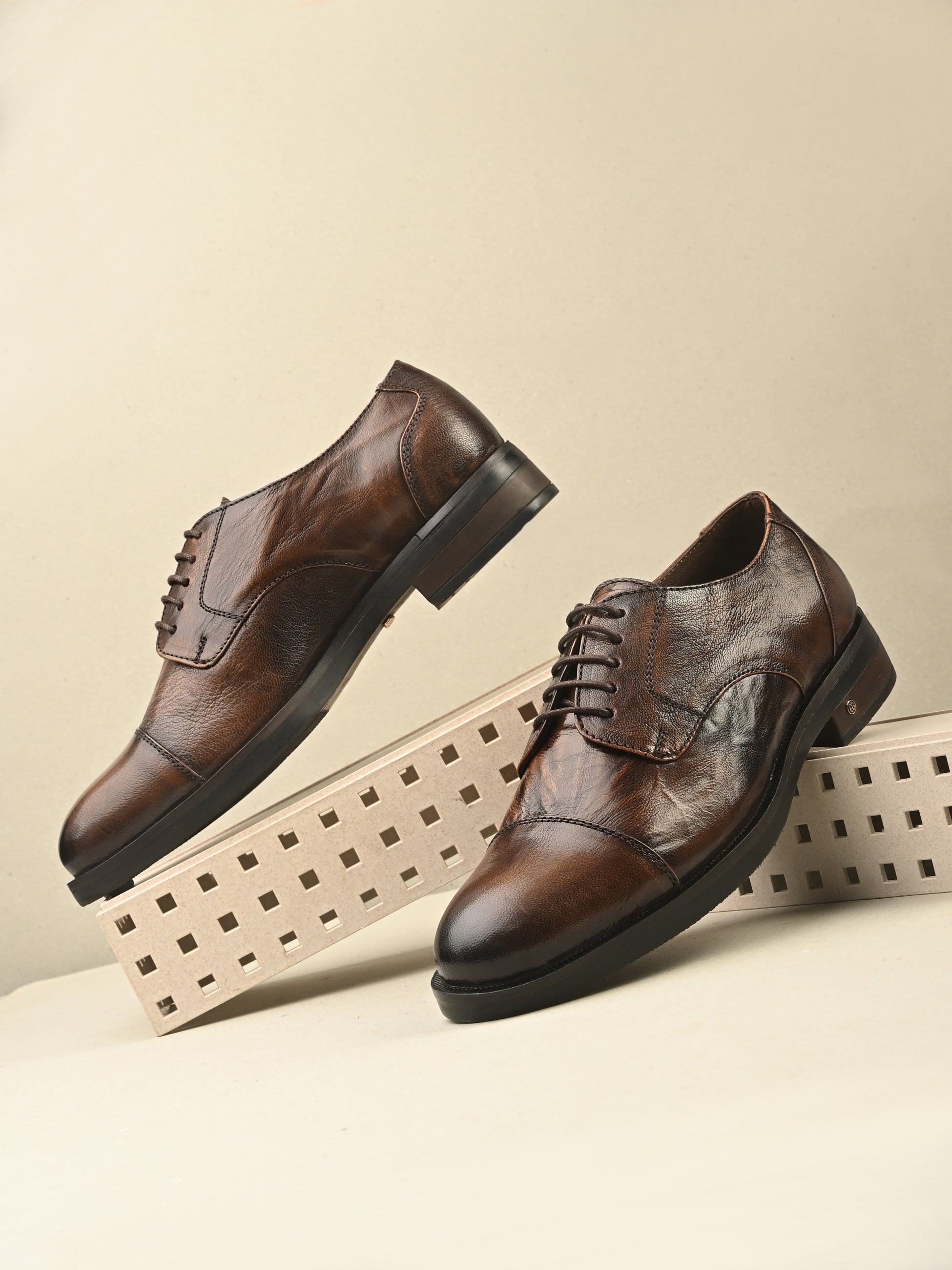 Egoss Formal Lace-Up Oxford Shoes For Men
