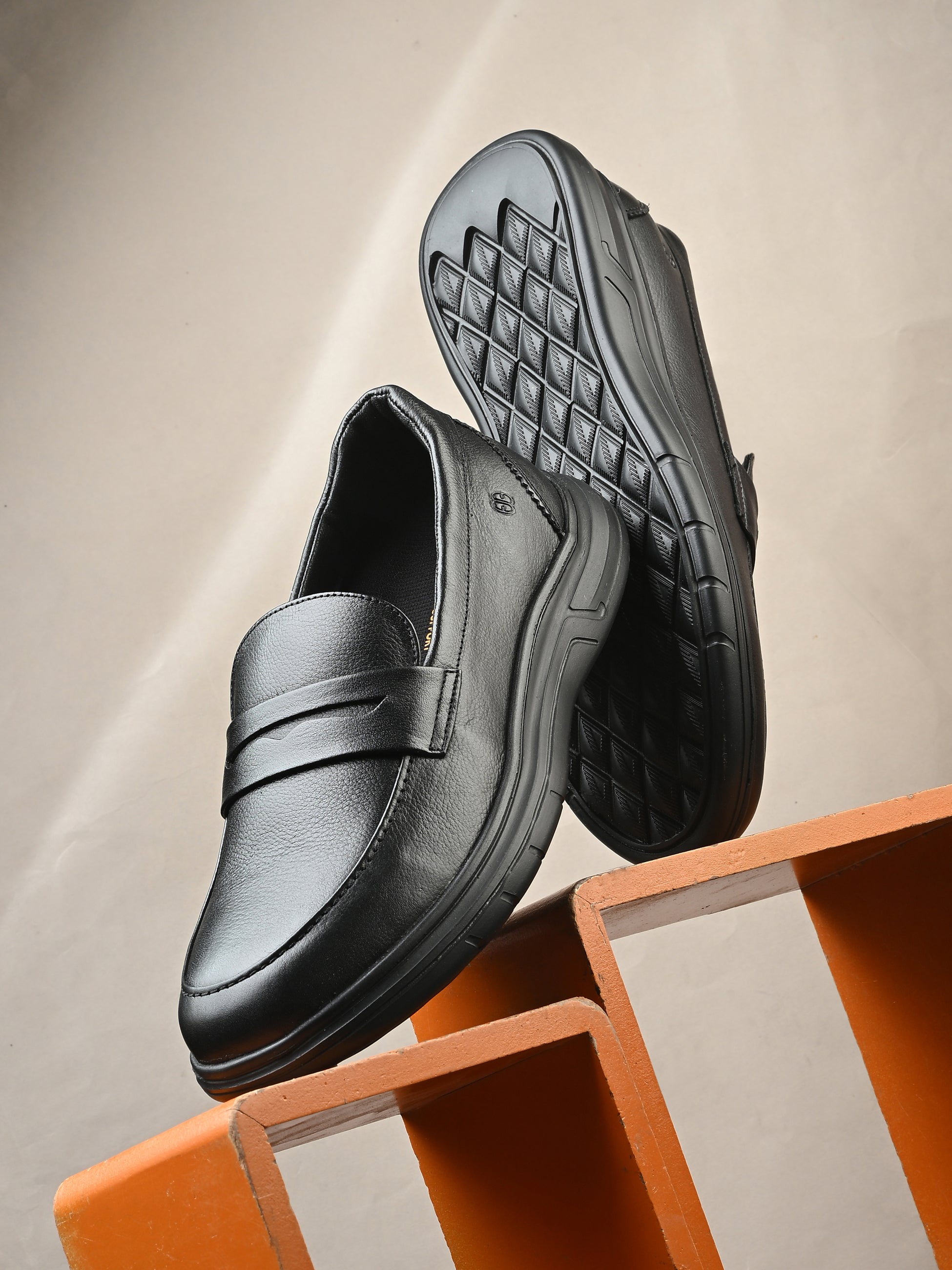 Egoss Zero Gravity Gold Sneakers For Men