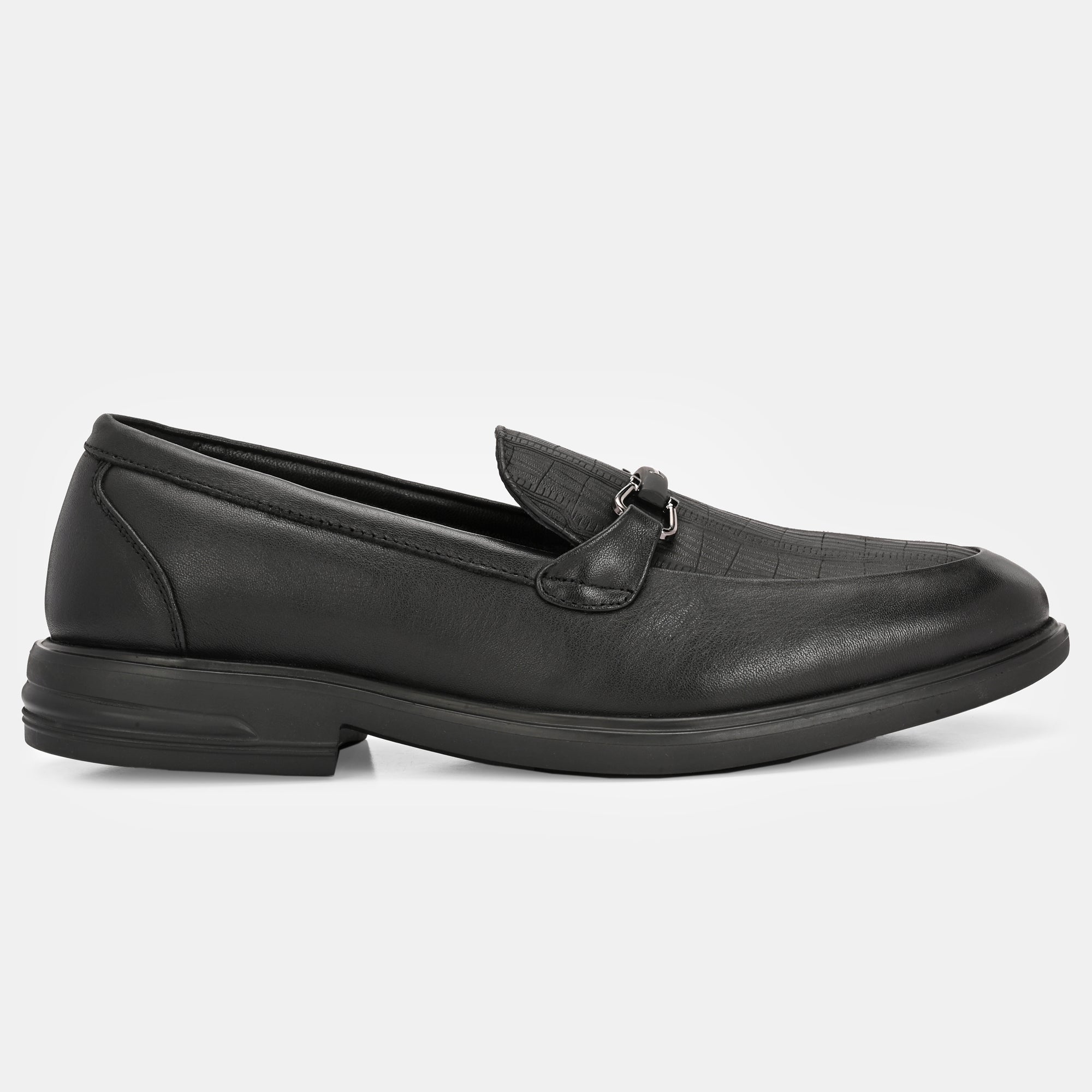 Buckled Party Loafers by Lafattio