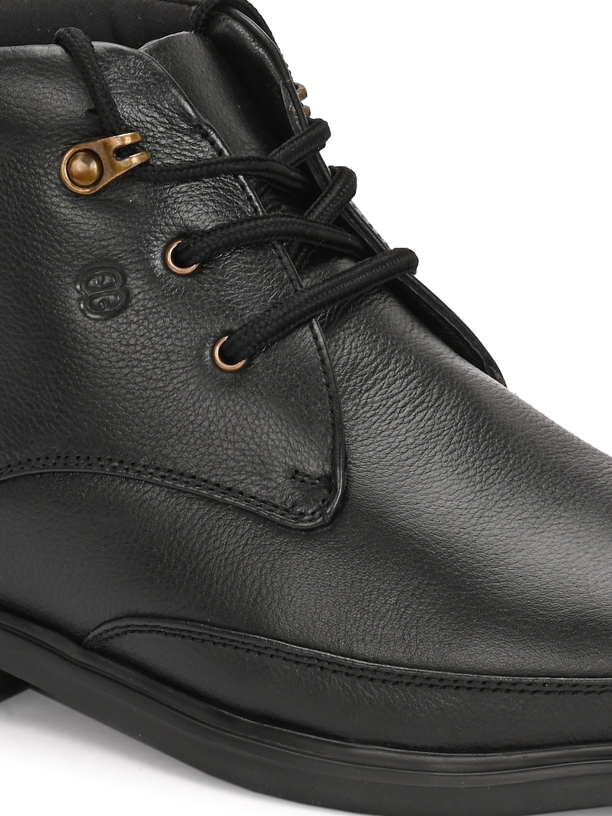 Zero Gravity Luxe Boots by Aspeerio