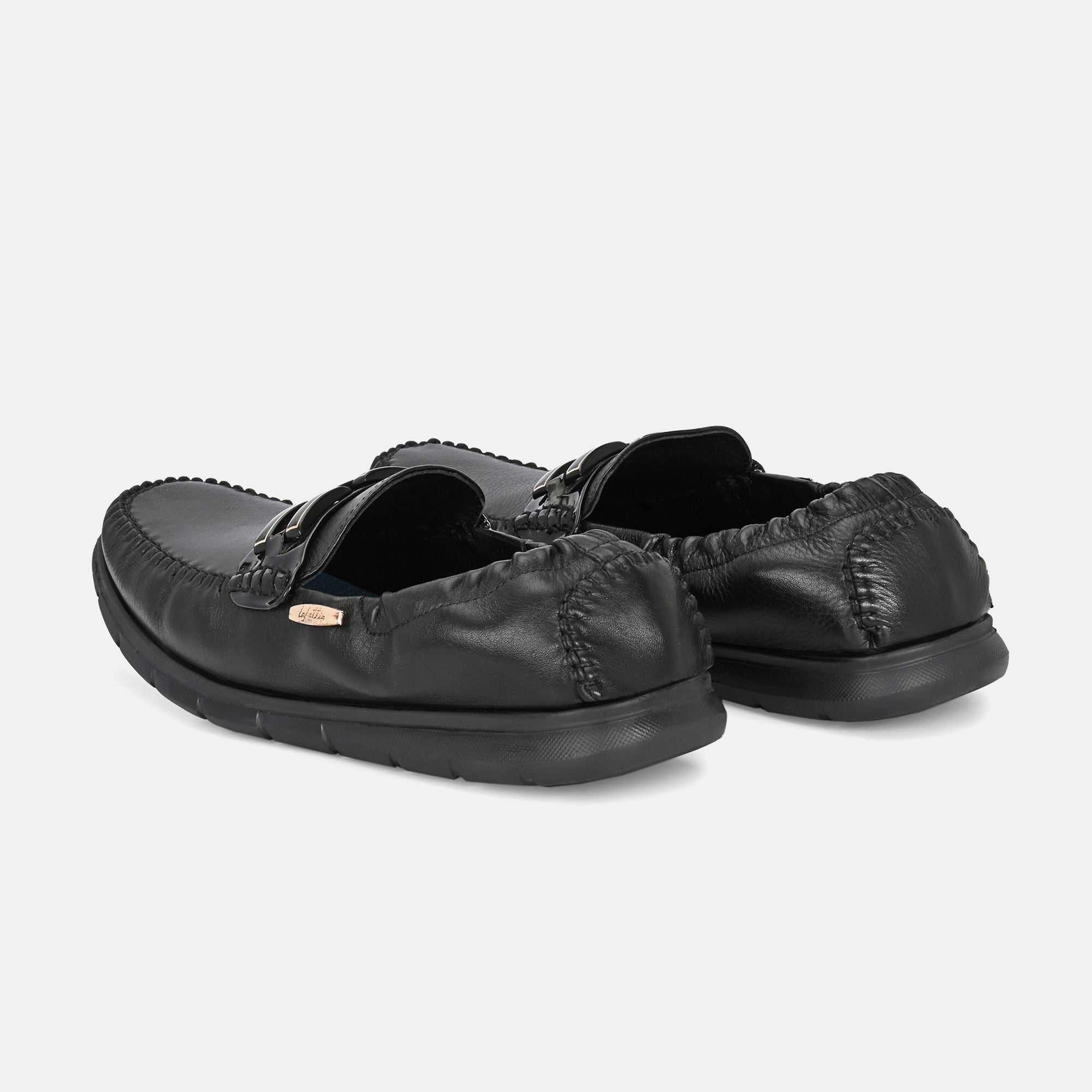 Flexible Buckled Loafers by Lafattio