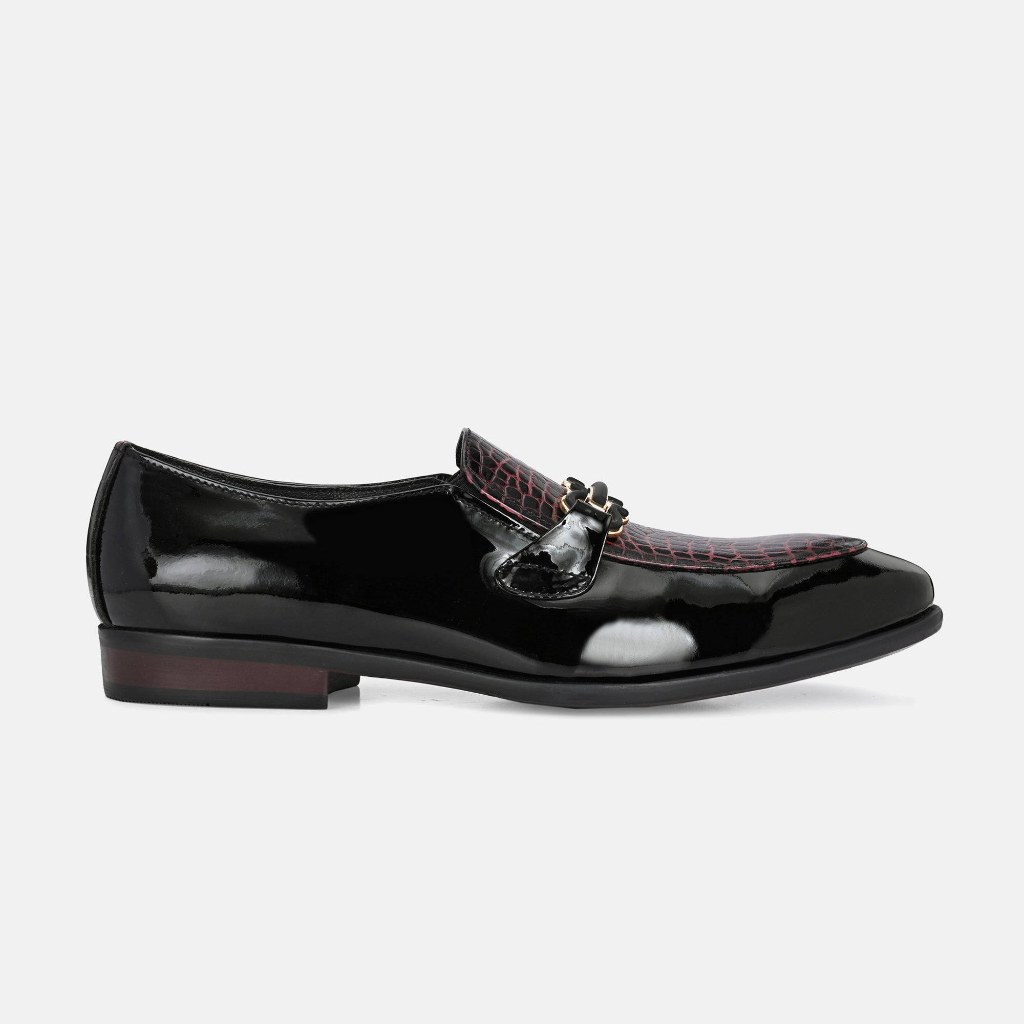 Colour Blocked Buckled Loafers by Lafattio