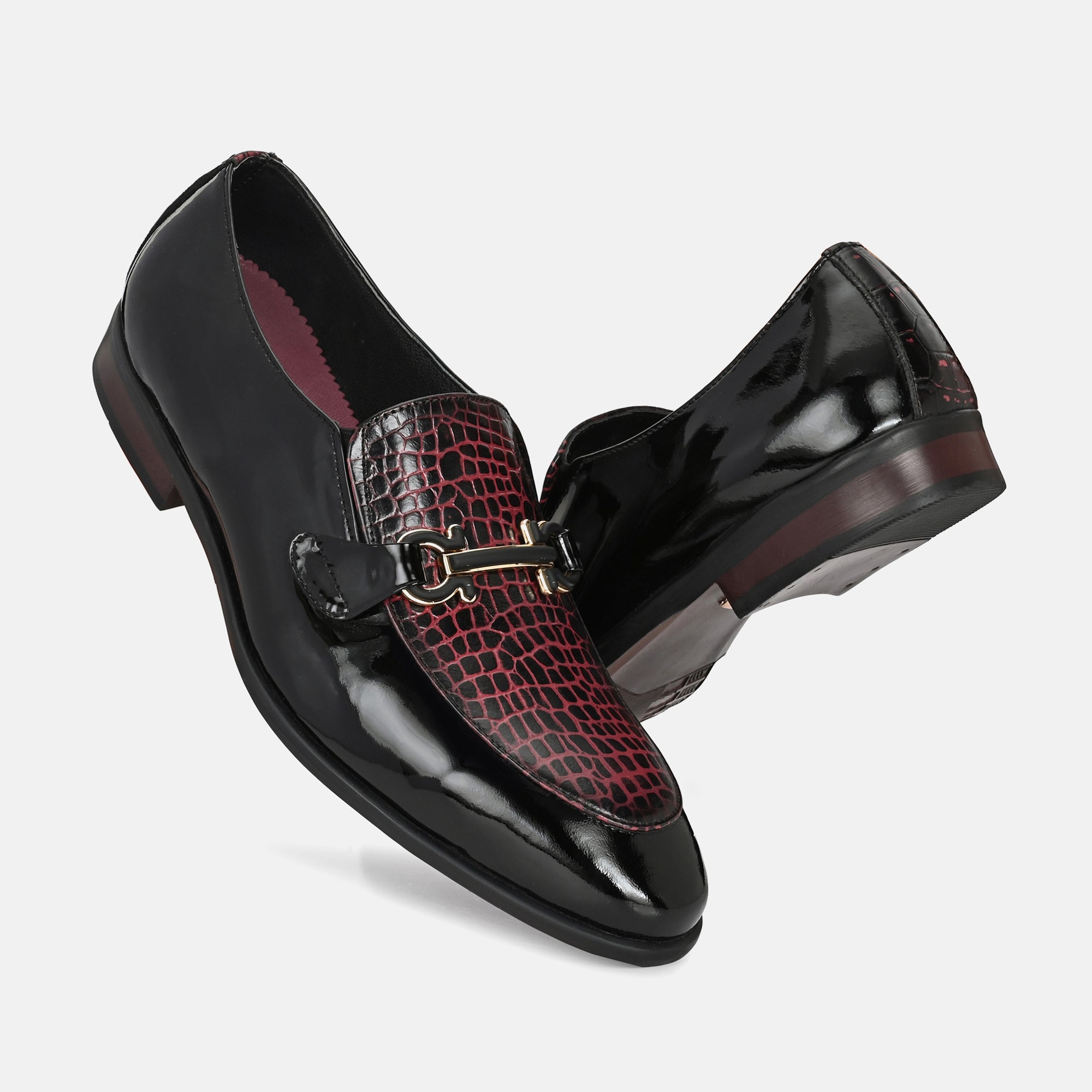 Colour Blocked Buckled Loafers by Lafattio