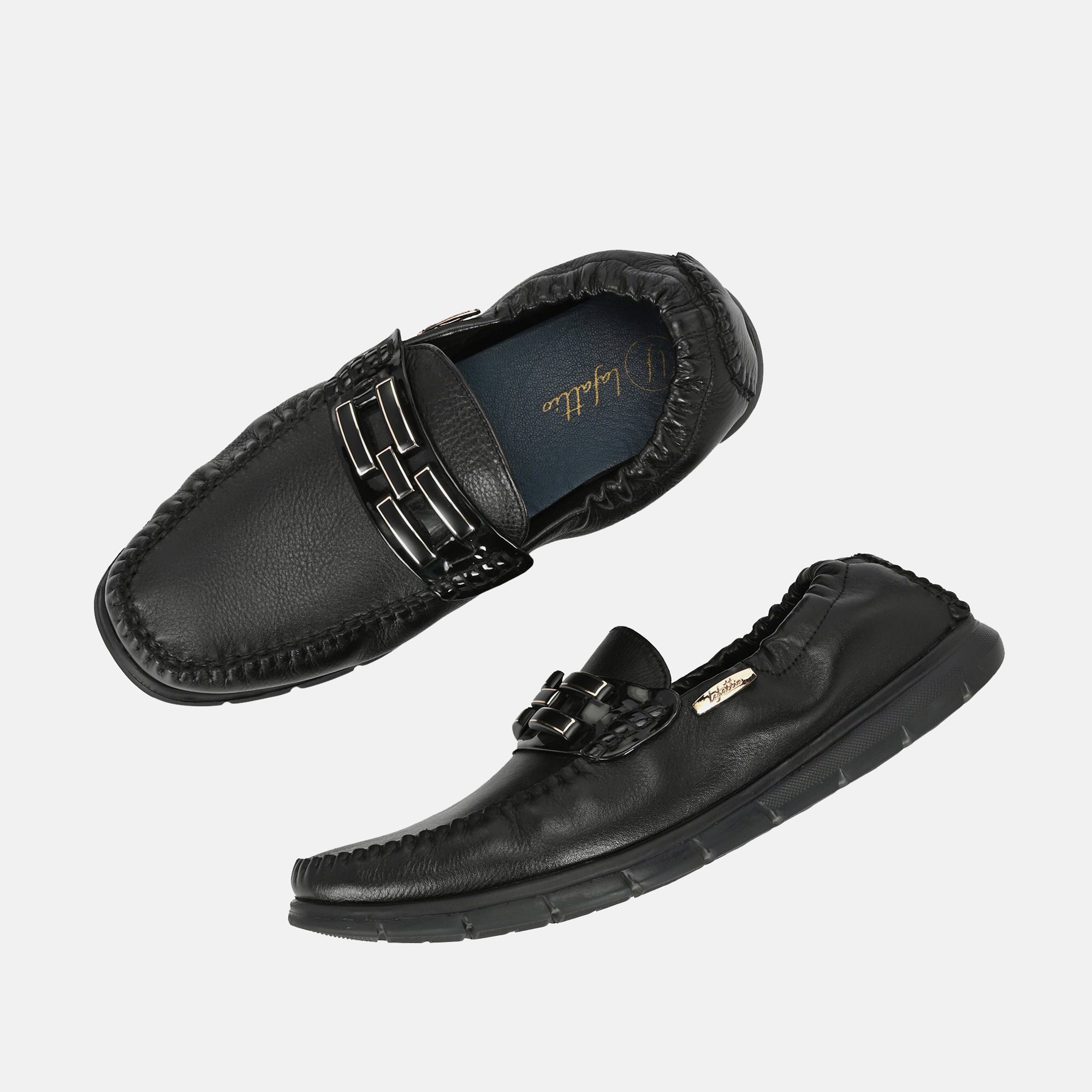 Flexible Buckled Loafers by Lafattio