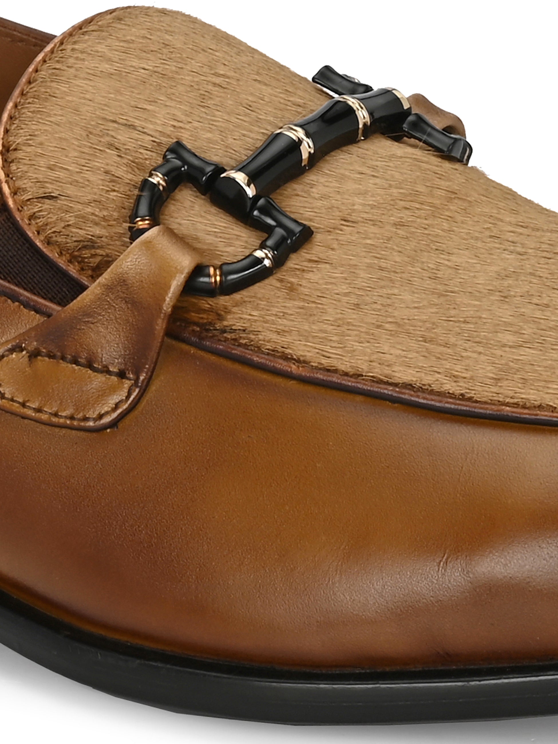 Stallion Buckled Loafers by Lafattio