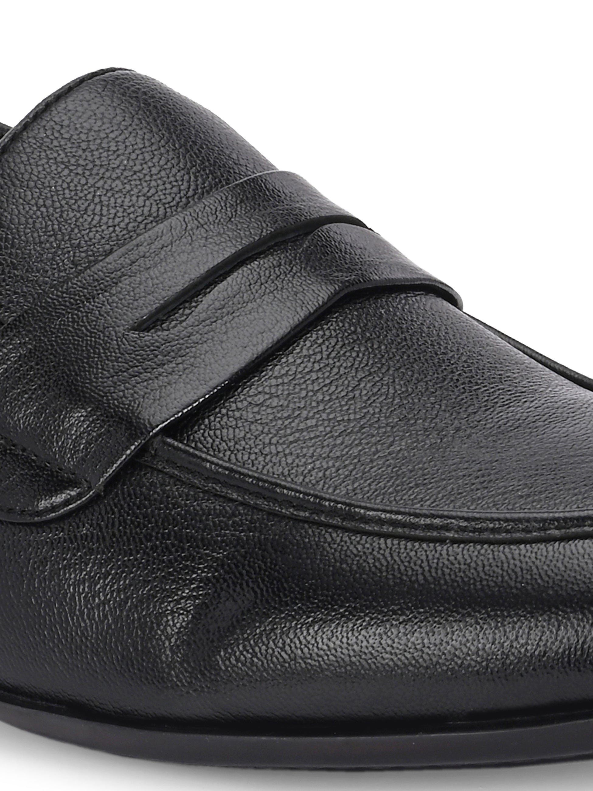 Rover Penny Loafers by Aspeerio