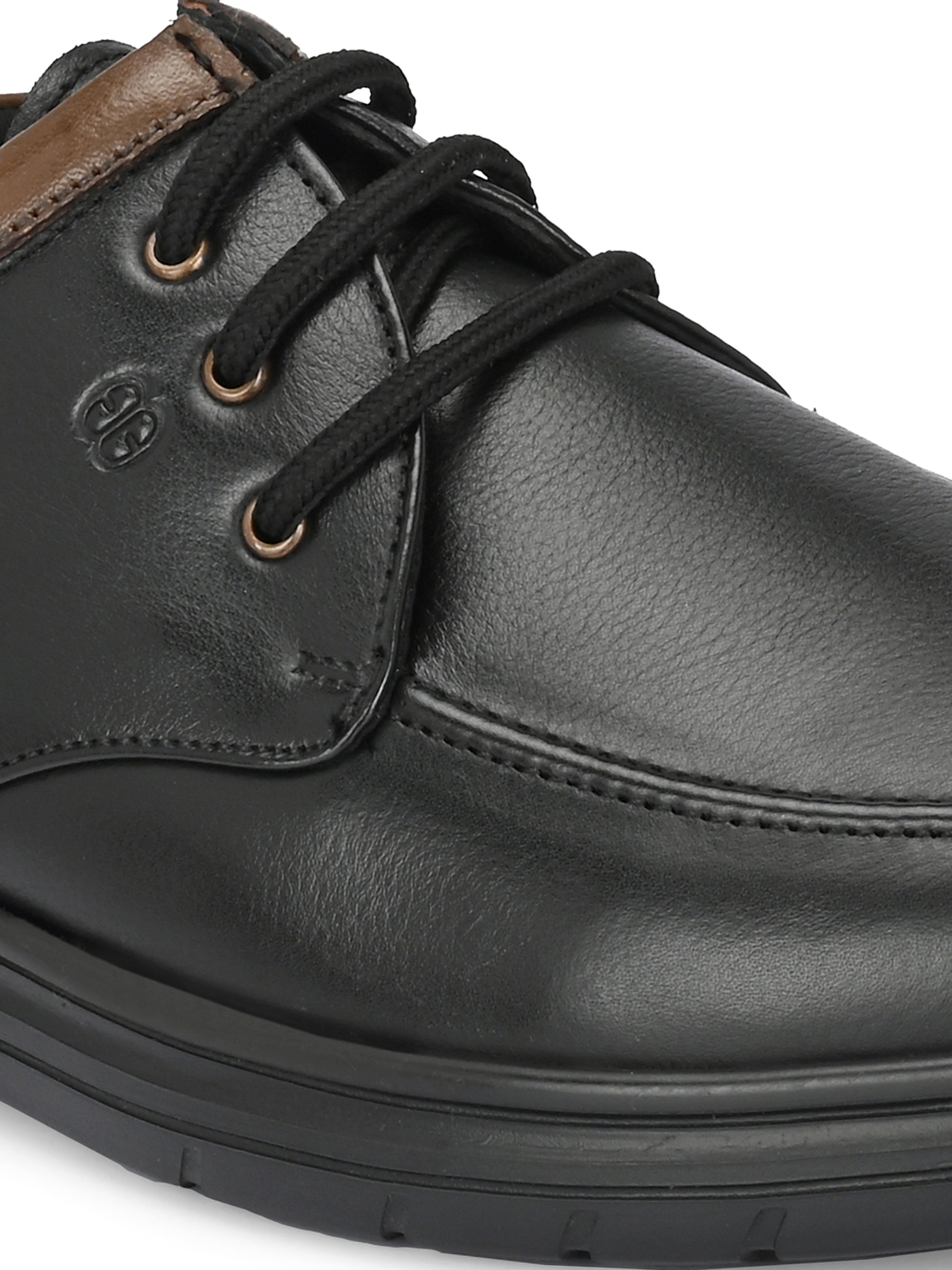 Zero Gravity 2.0 Sneakers by Aspeerio