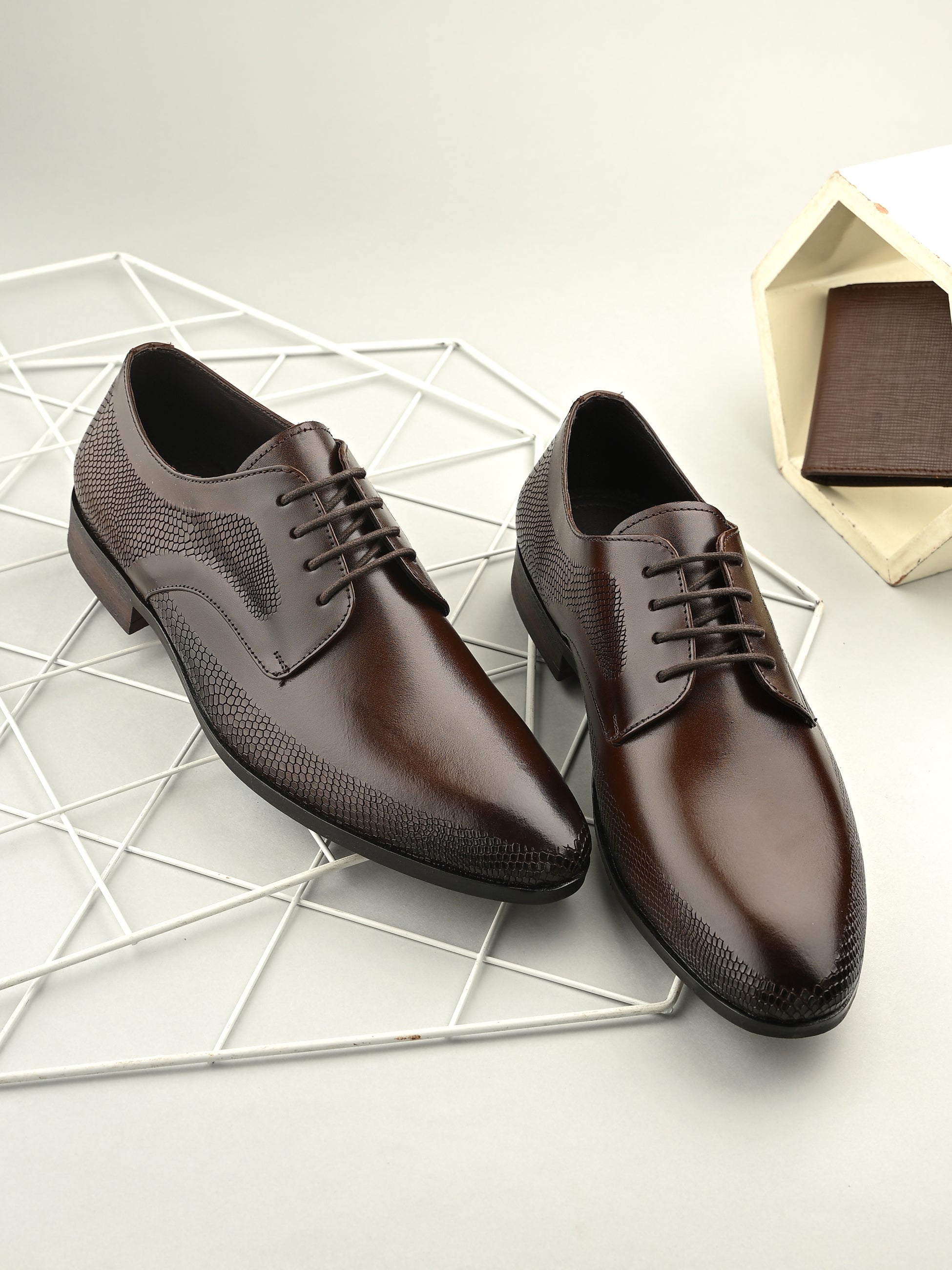 Egoss Formal Lace-Up Shoes For Men