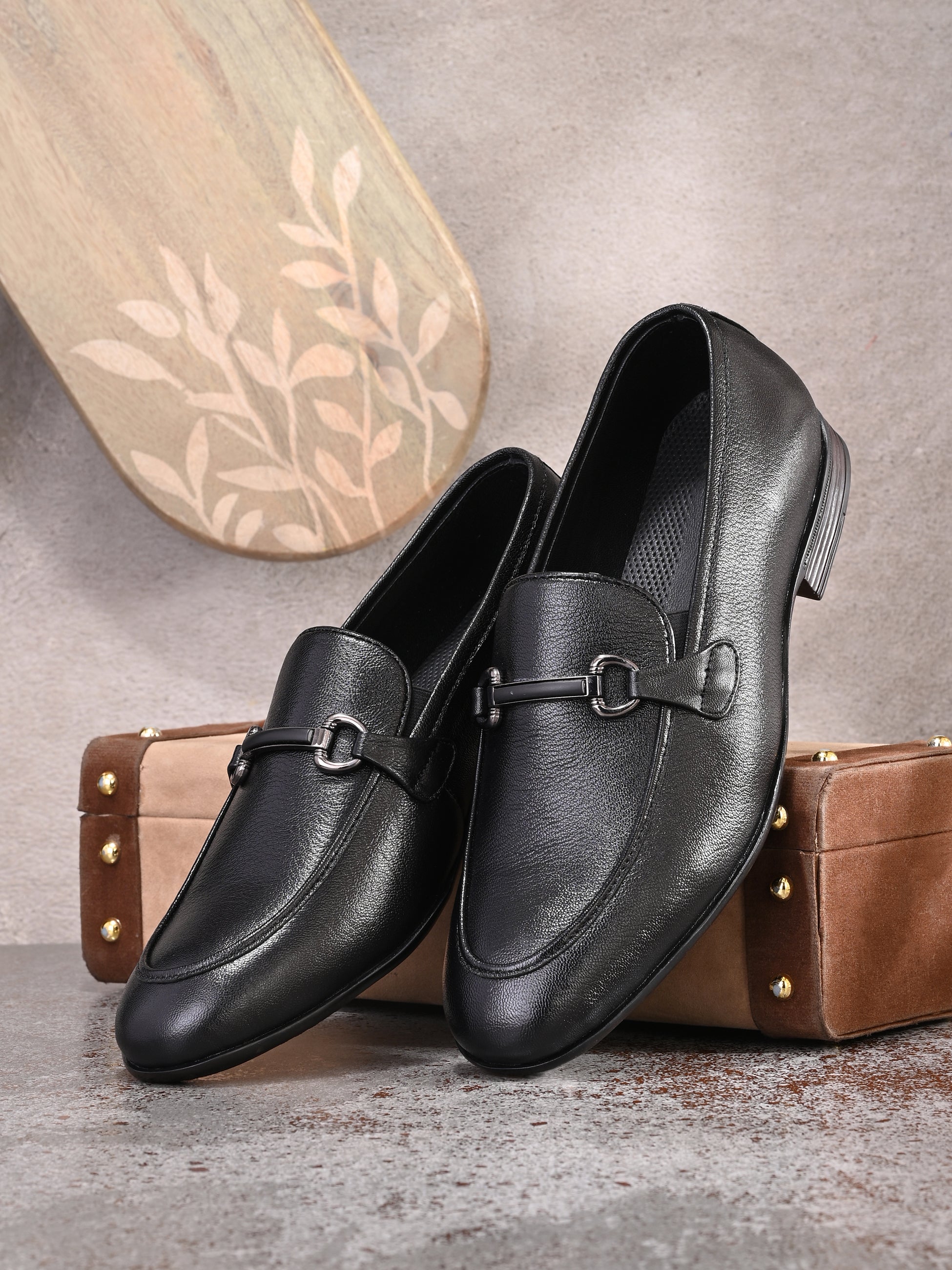 Rover Penny Loafers by Aspeerio