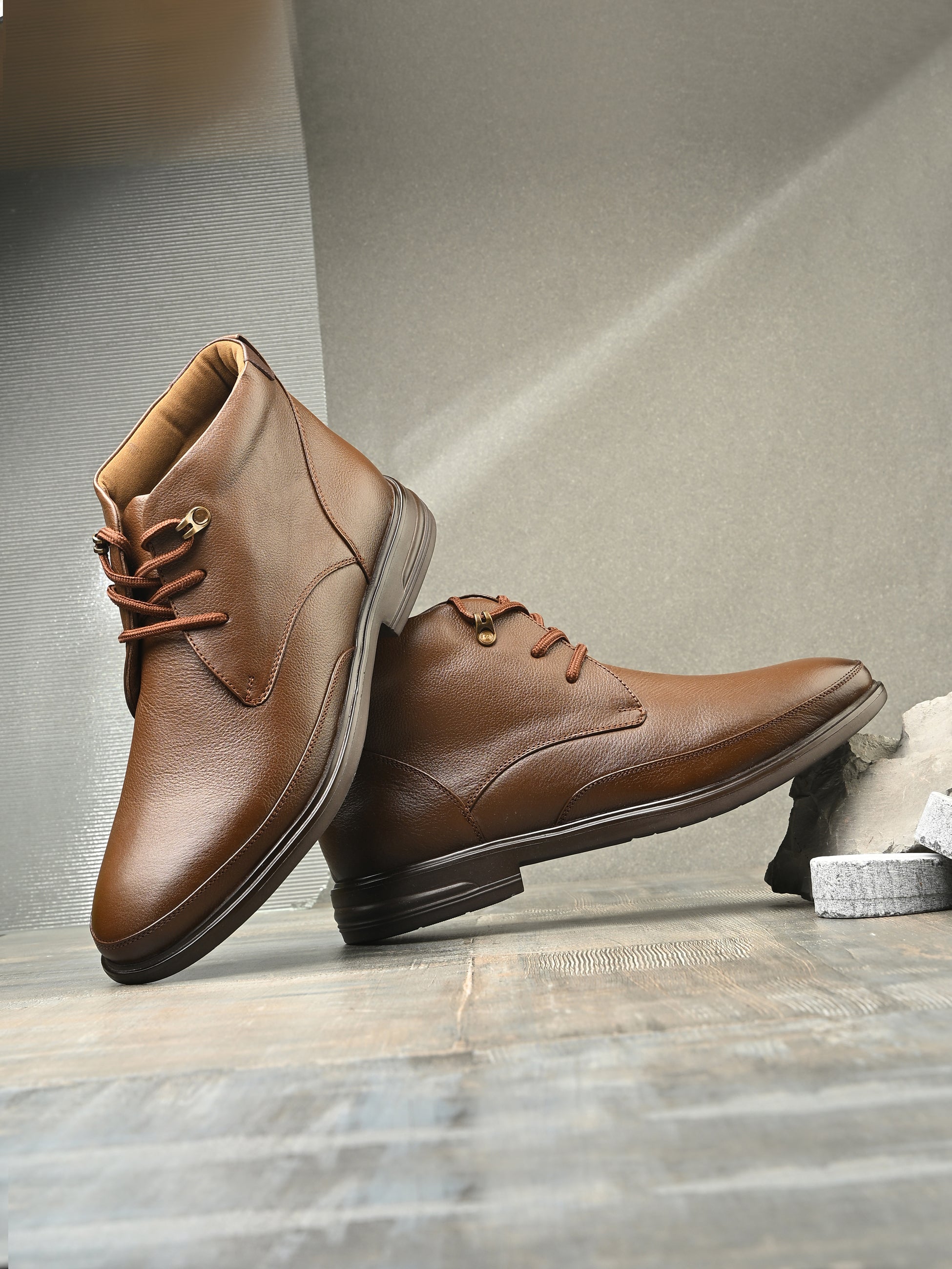 Zero Gravity Luxe Boots by Aspeerio