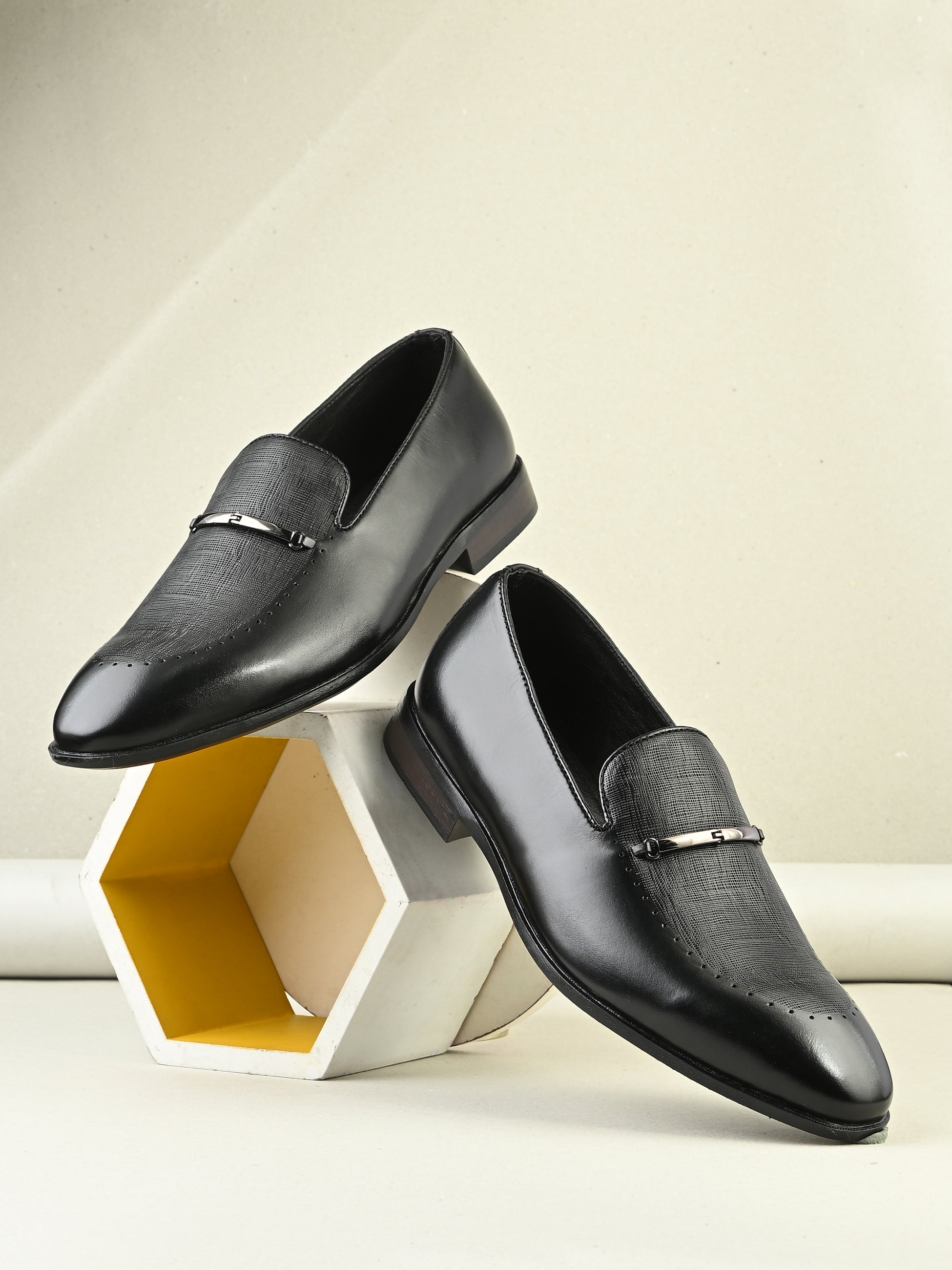 Egoss Formal Buckled Loafers For Men