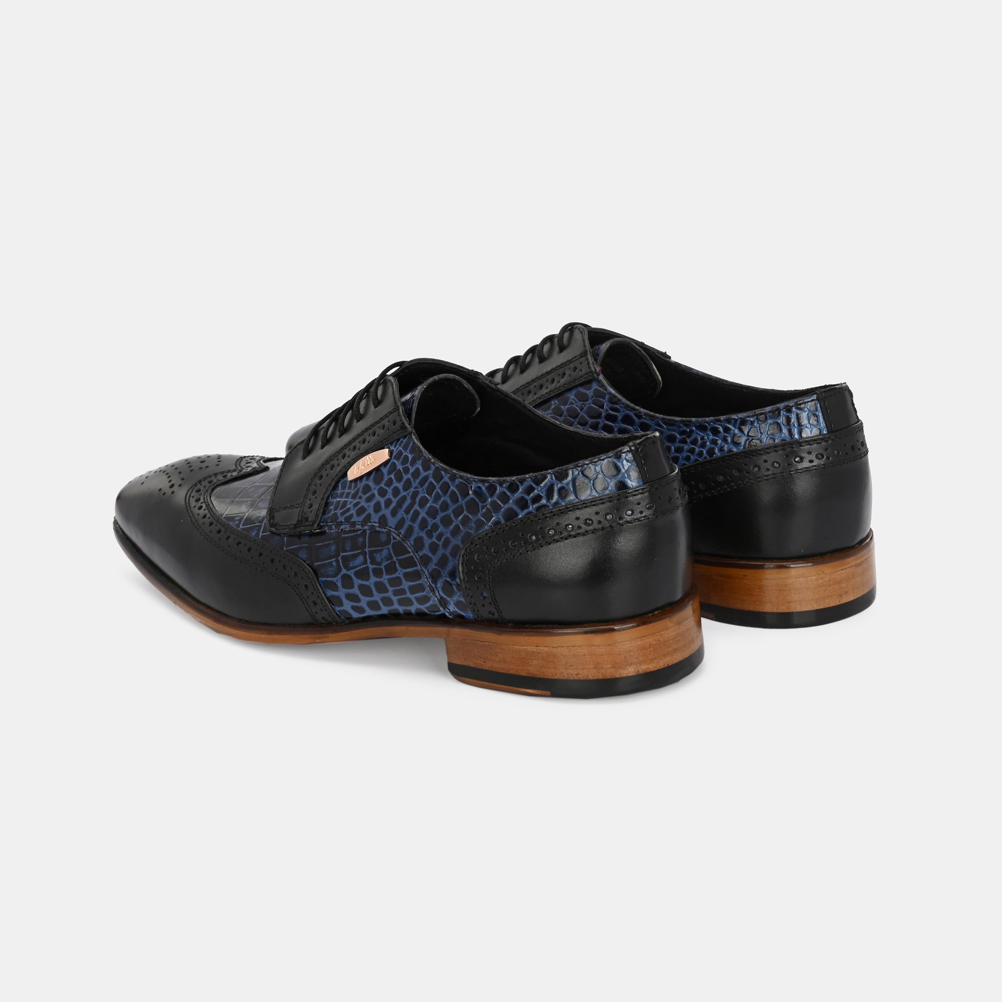 Colour-Blocked Lace-Up Brogues by Lafattio