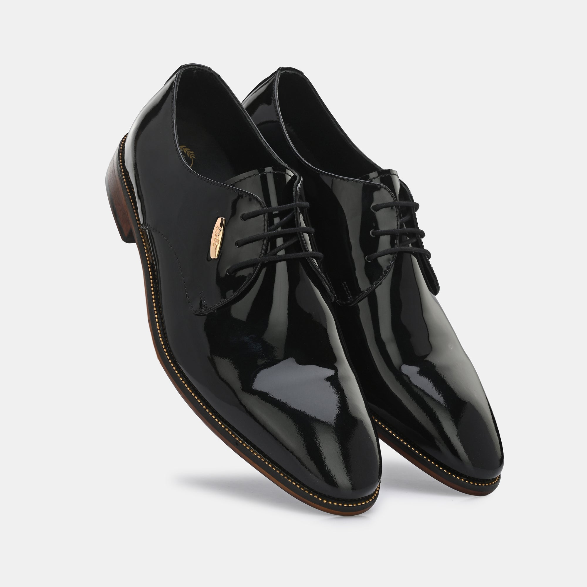 Patent Black Lace-Up Shoes by Lafattio